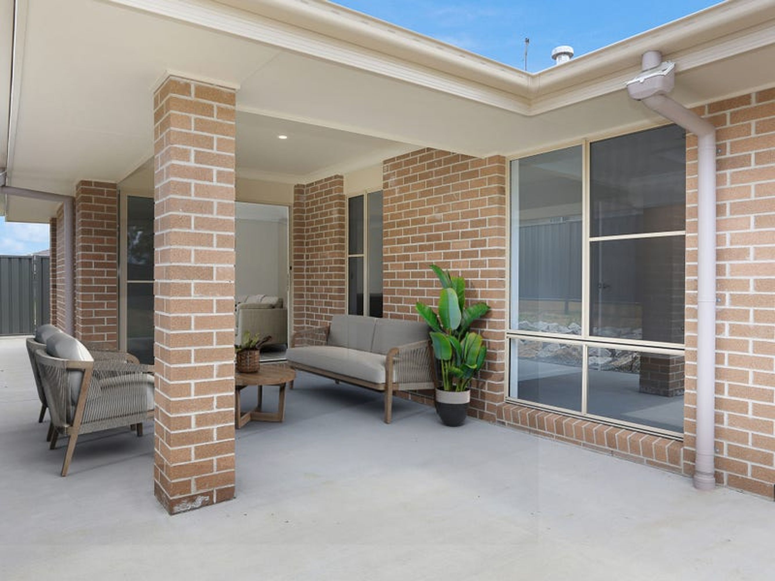 25 Bryce Crescent, Lawrence - Thumbnail 3