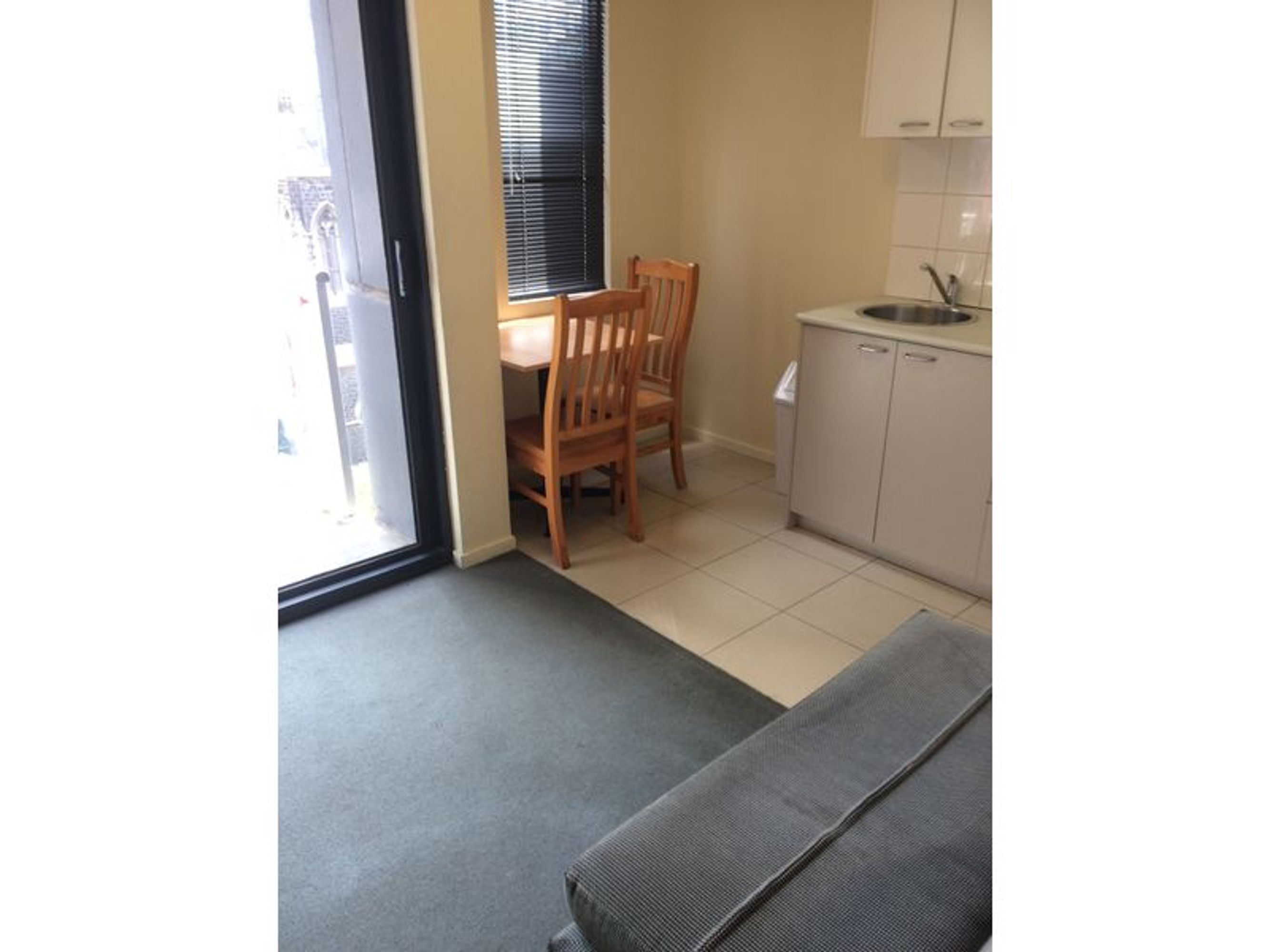 818/139 Lonsdale Street, Melbourne - Thumbnail 5