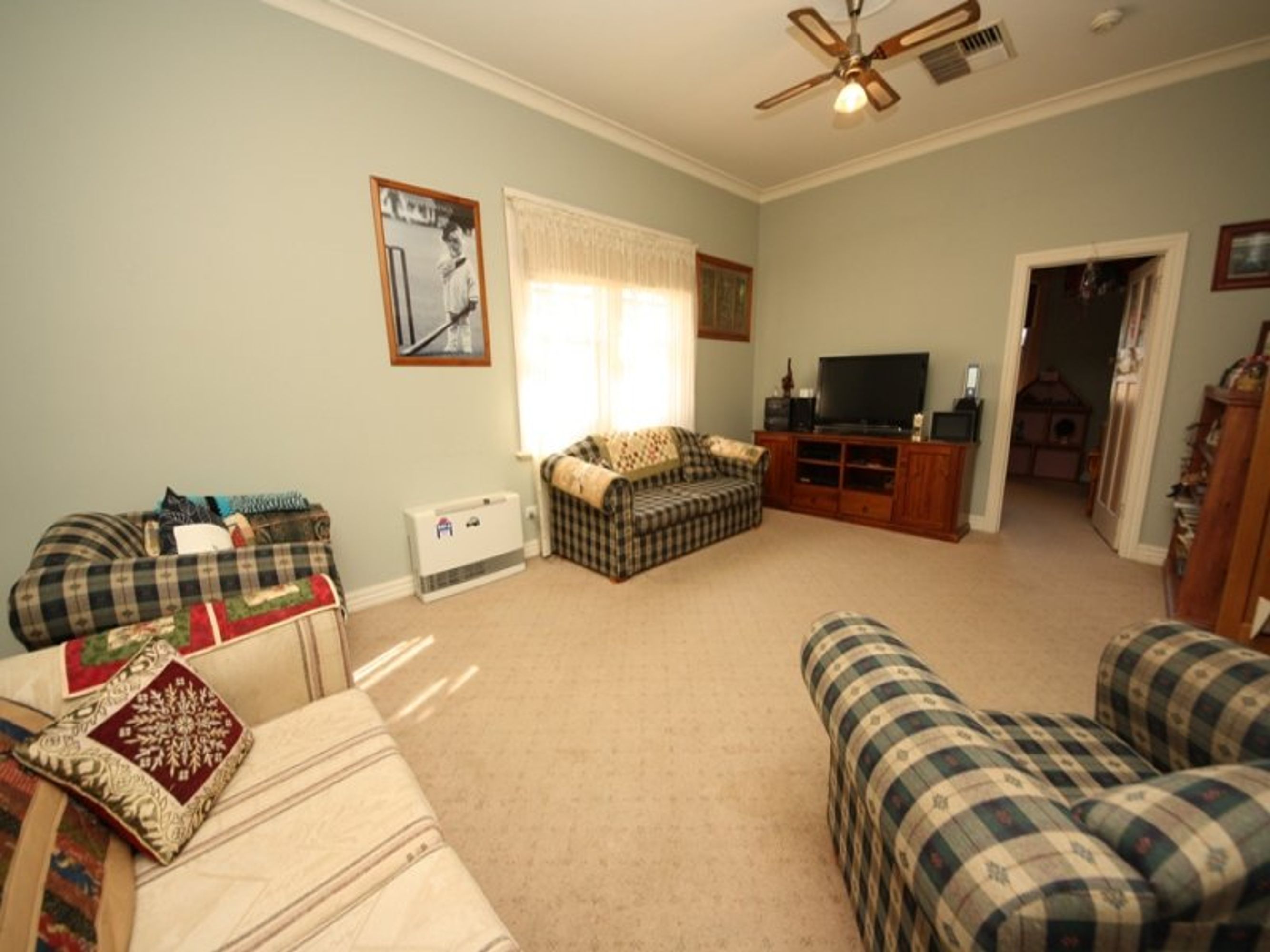 53 Frederick Street, Horsham VIC 3400, Horsham - Thumbnail 4