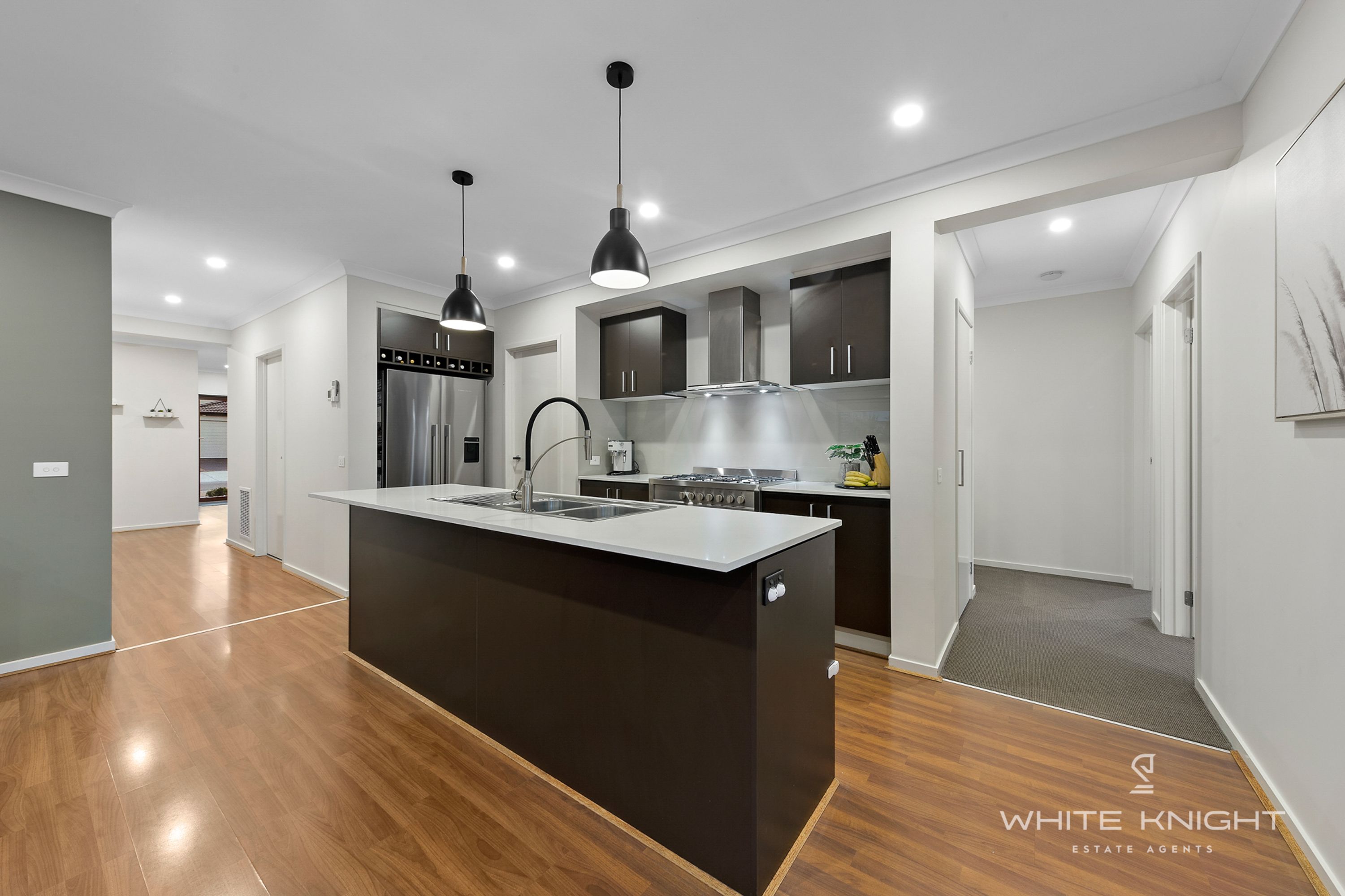 9 Higgins Street, Fraser Rise VIC 3336, Fraser Rise - Thumbnail 5
