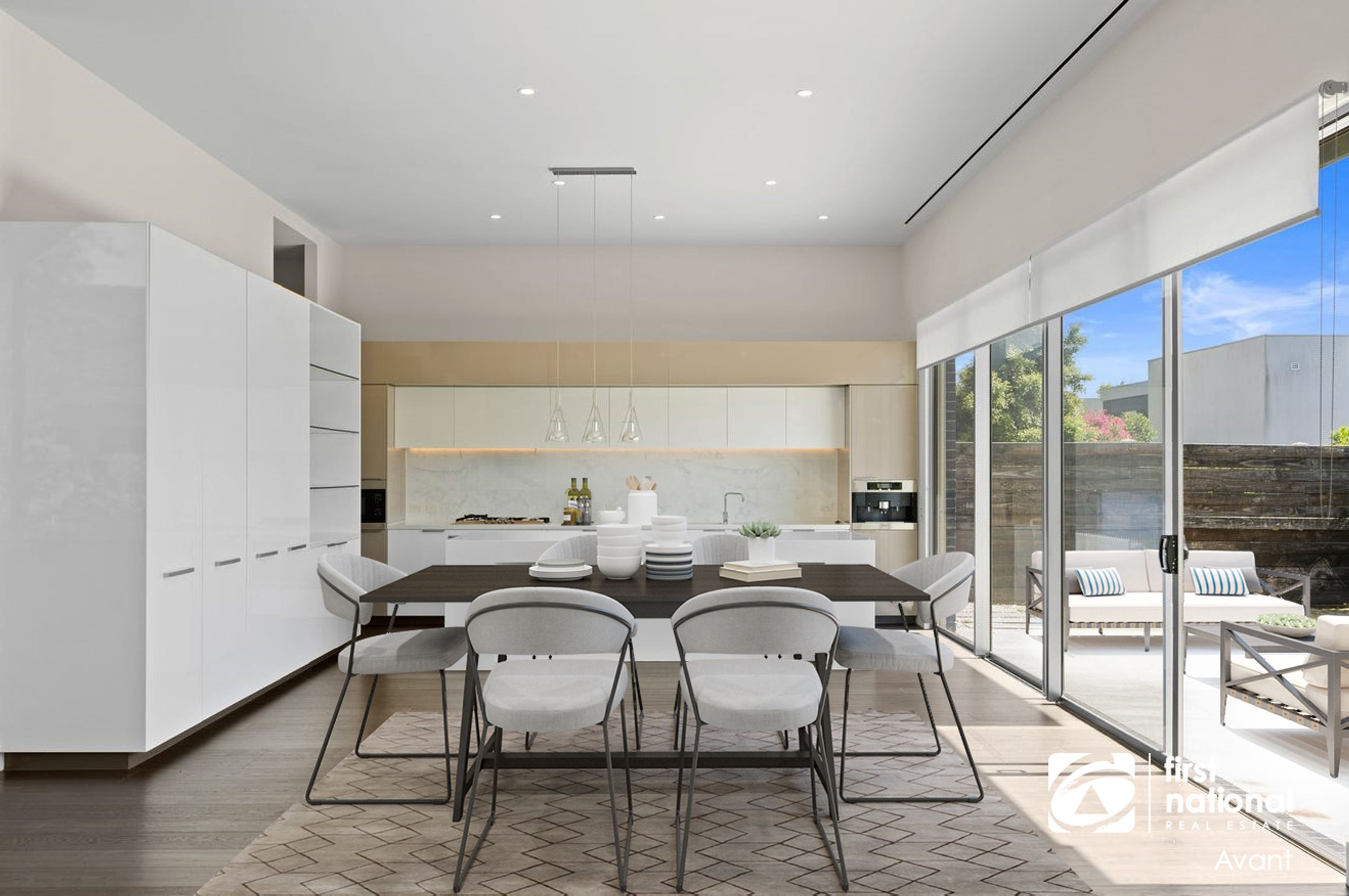 2 Moreton Close, Kew - Thumbnail 3