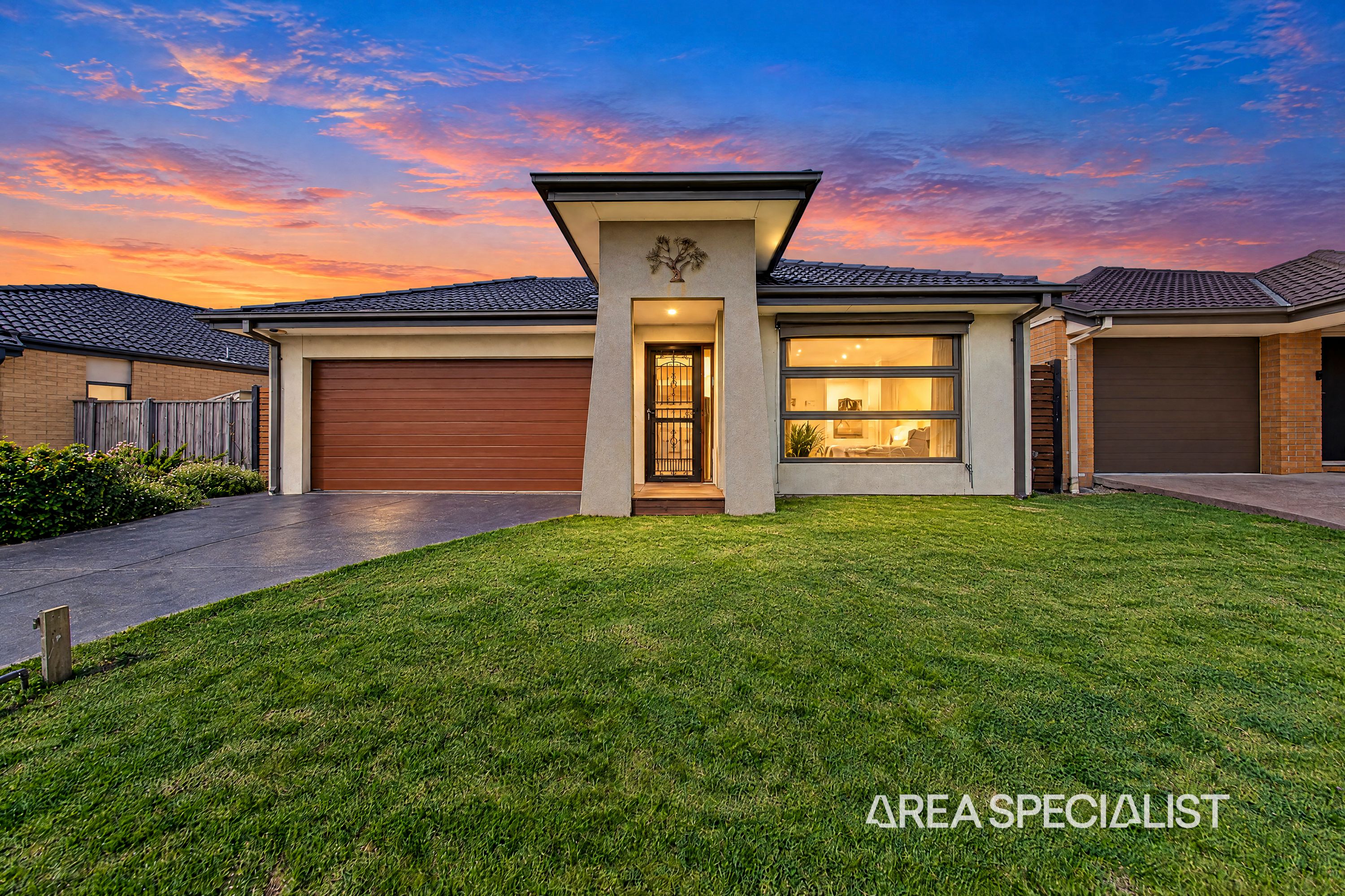 12 Eman Terrace, Hastings - Image 1