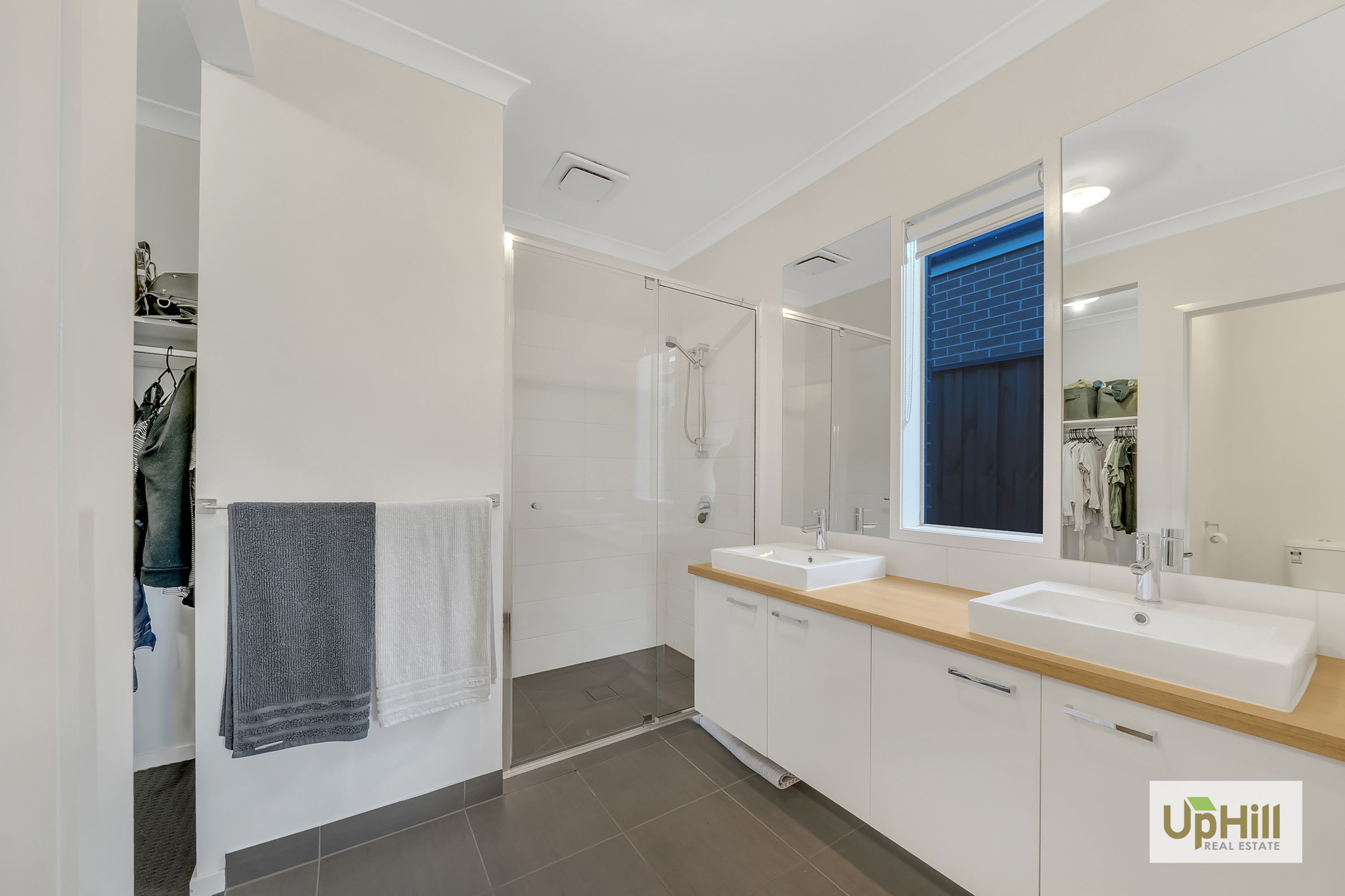 15 GRANDE BELMOND AVENUE, Clyde - Thumbnail 3