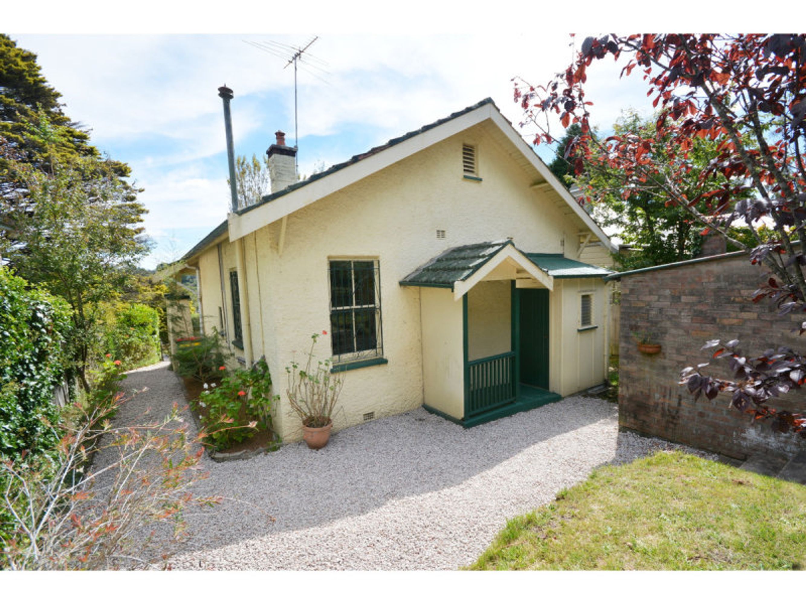 15 Dora Street, Katoomba - Thumbnail 8