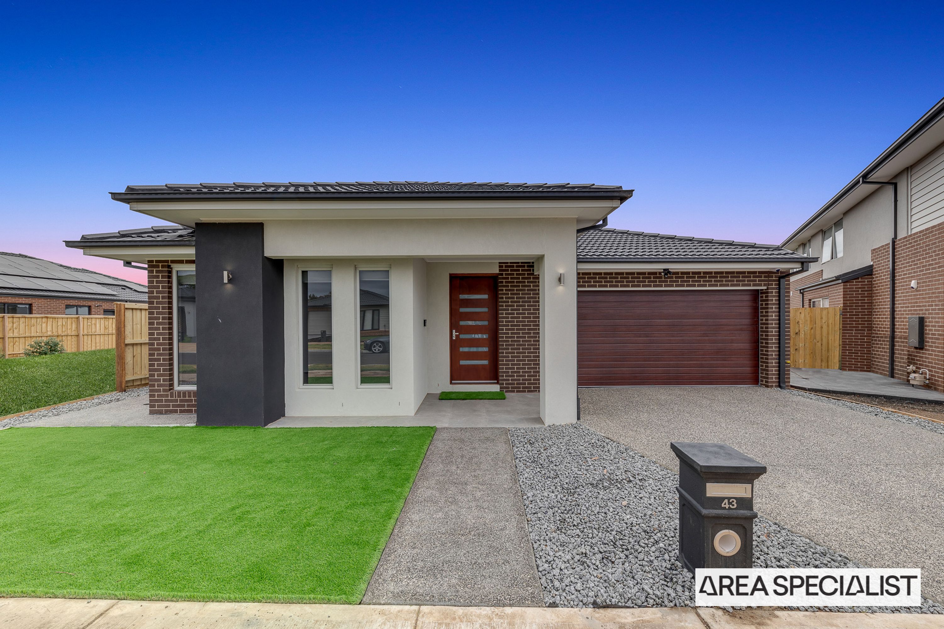43 Rawson Circuit, Werribee