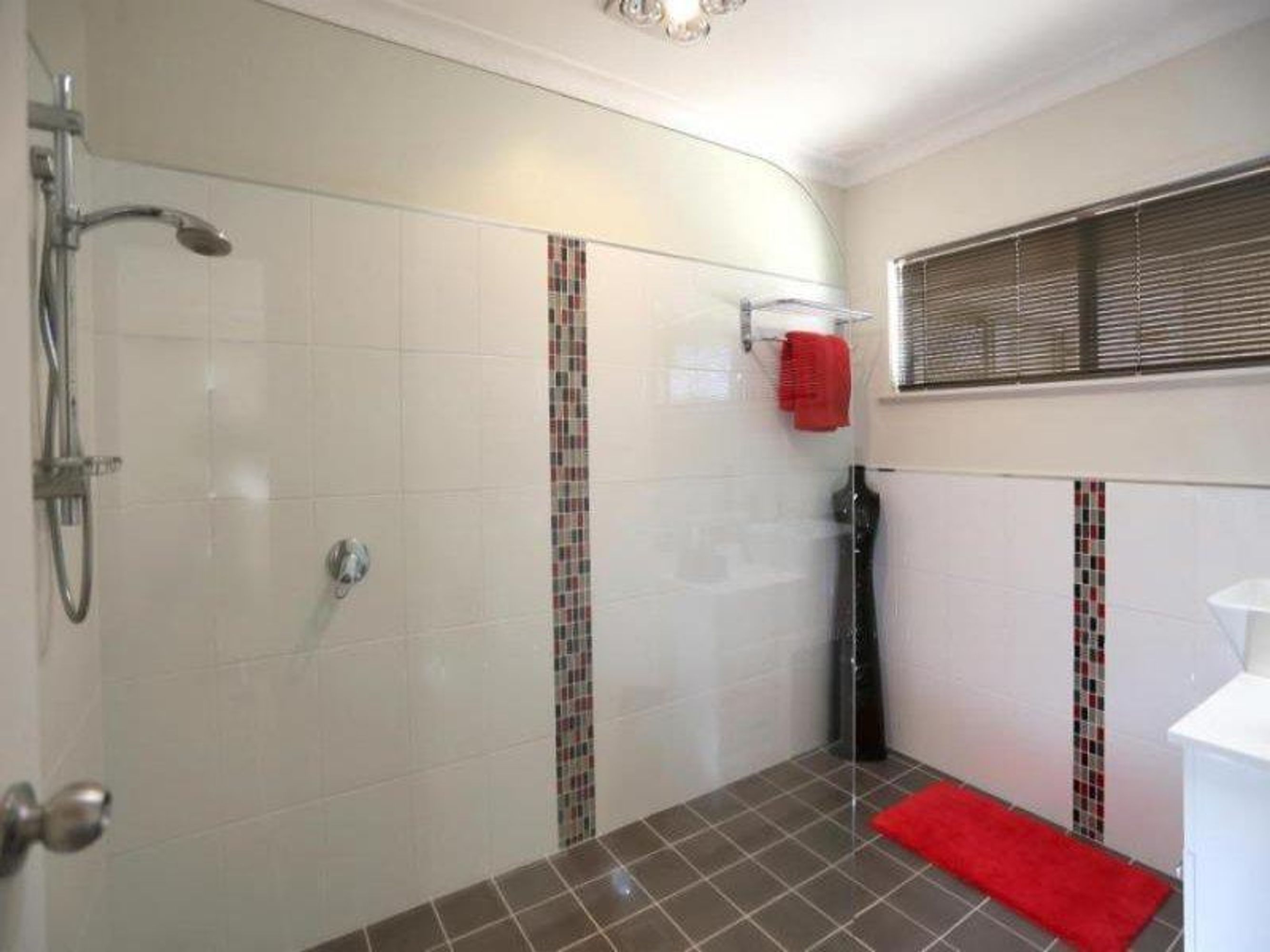 38 Capricorn Crescent, Junction Hill - Thumbnail 4