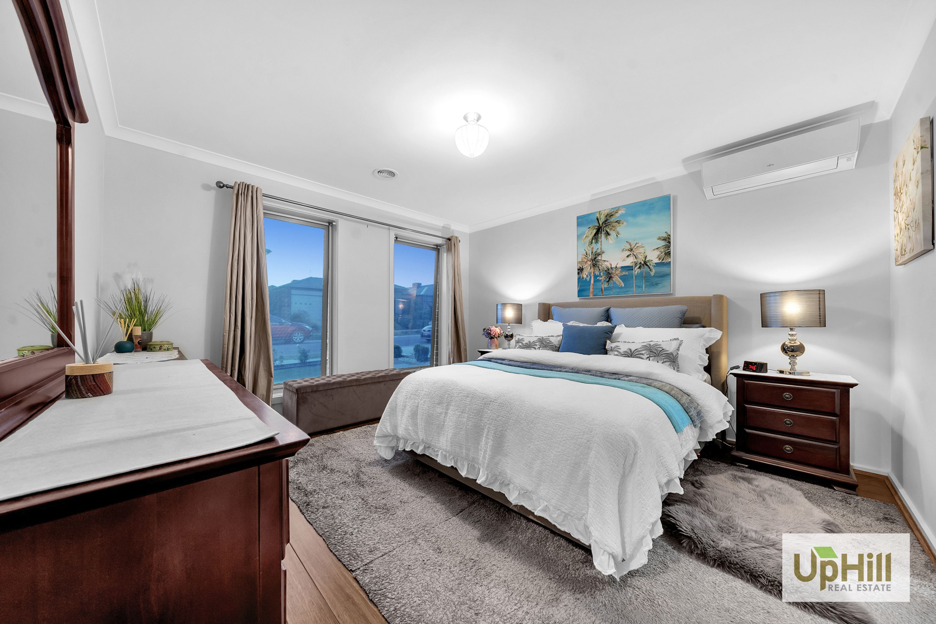 15 EVERARD AVENUE, Clyde North - Thumbnail 2