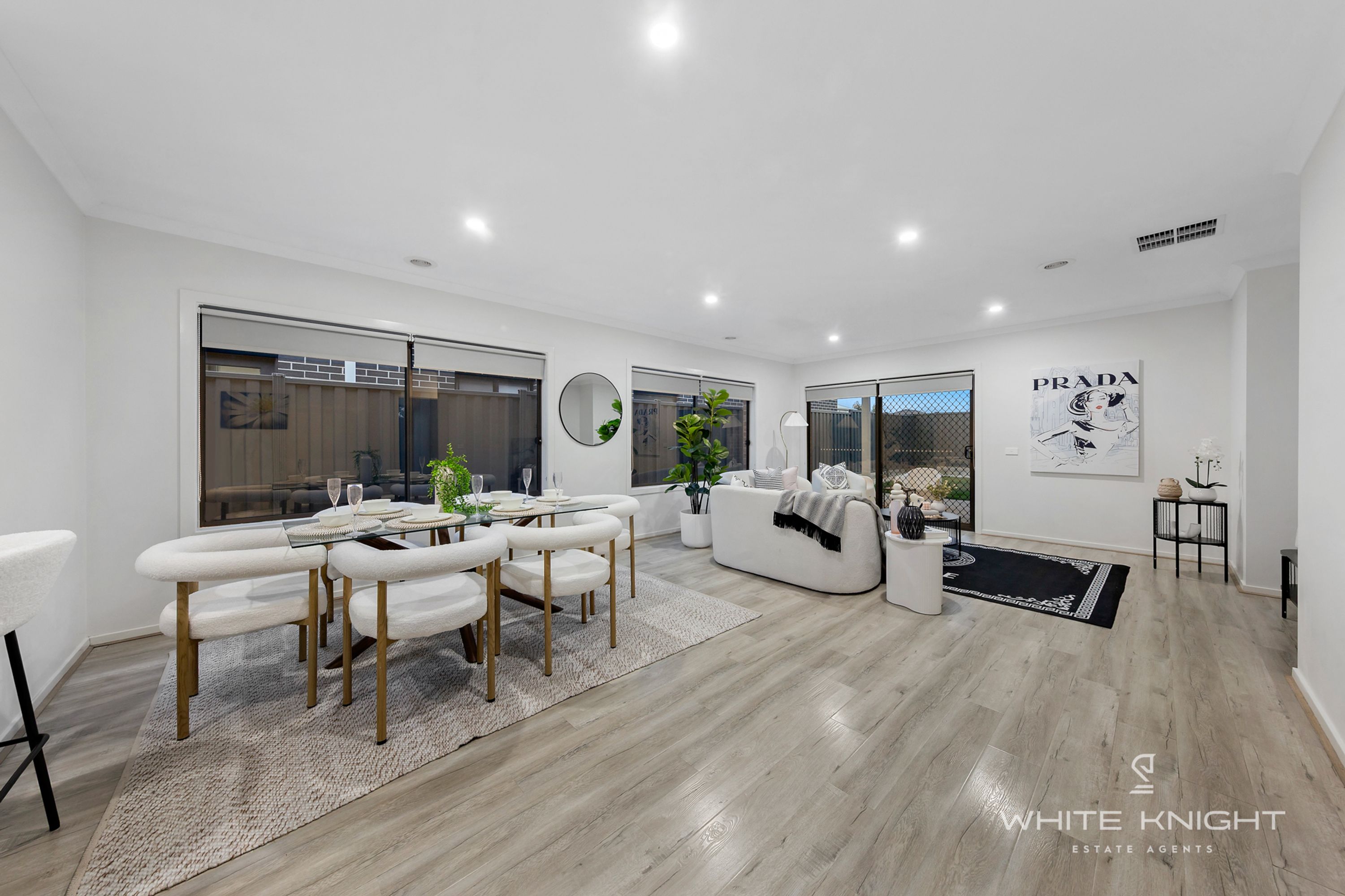 4 Ambervue Drive, Cobblebank VIC 3338, Cobblebank - Thumbnail 7