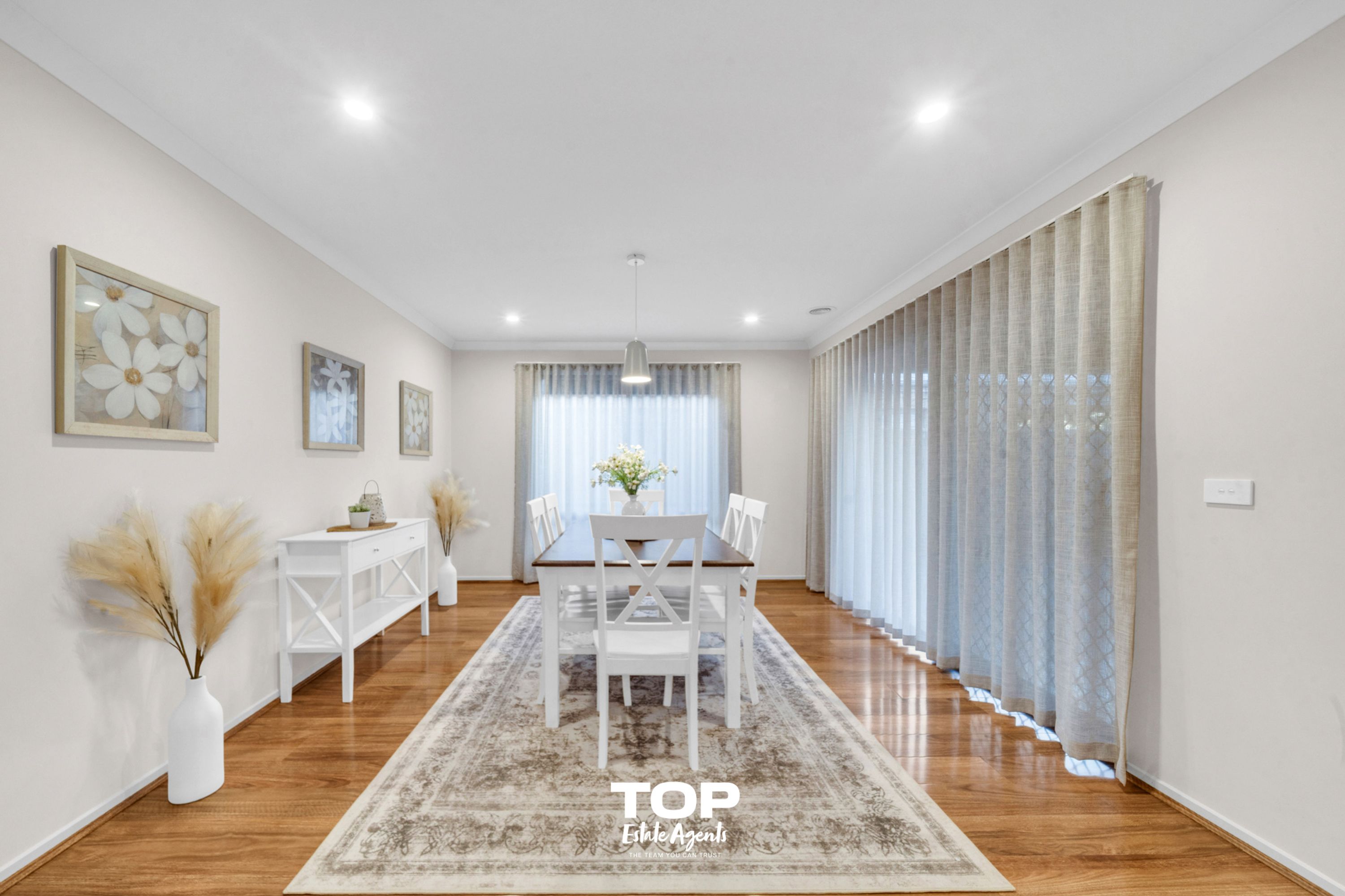 52 Pamplona Way, Clyde North - Thumbnail 4