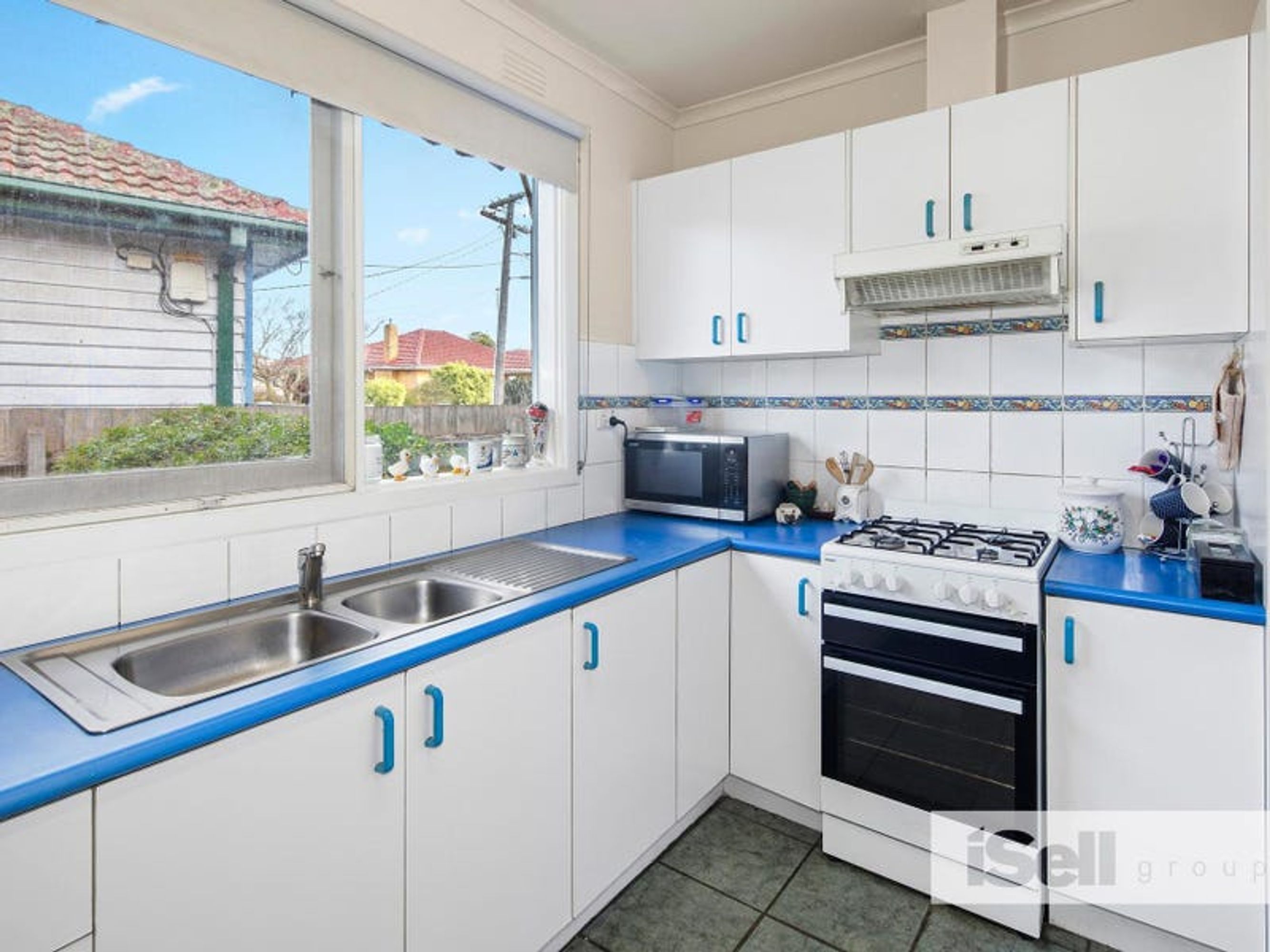 37 Goodwood Drive, Springvale - Thumbnail 4
