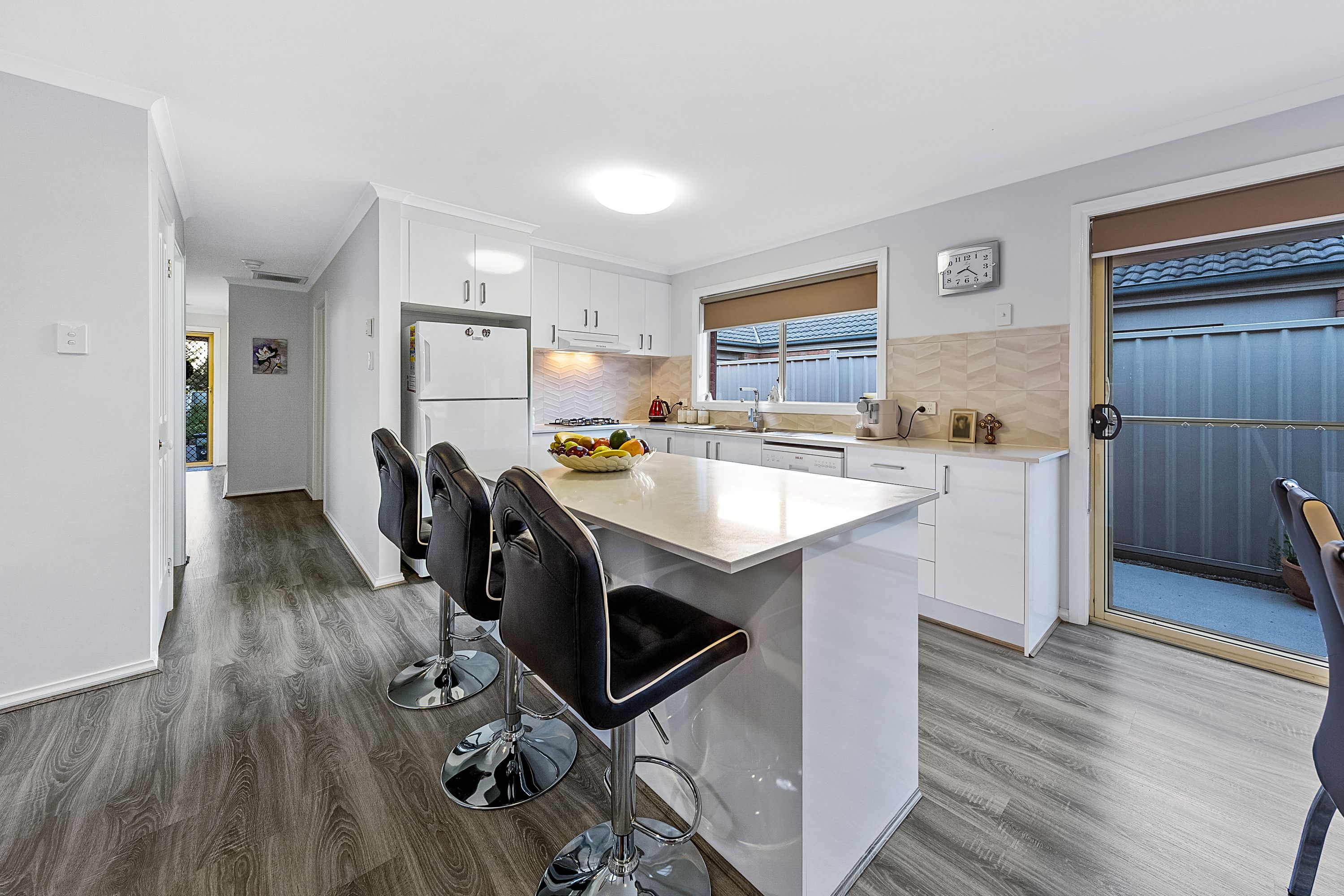 13 Lauffre Walk, Caroline Springs VIC 3023, Caroline Springs - Thumbnail 5