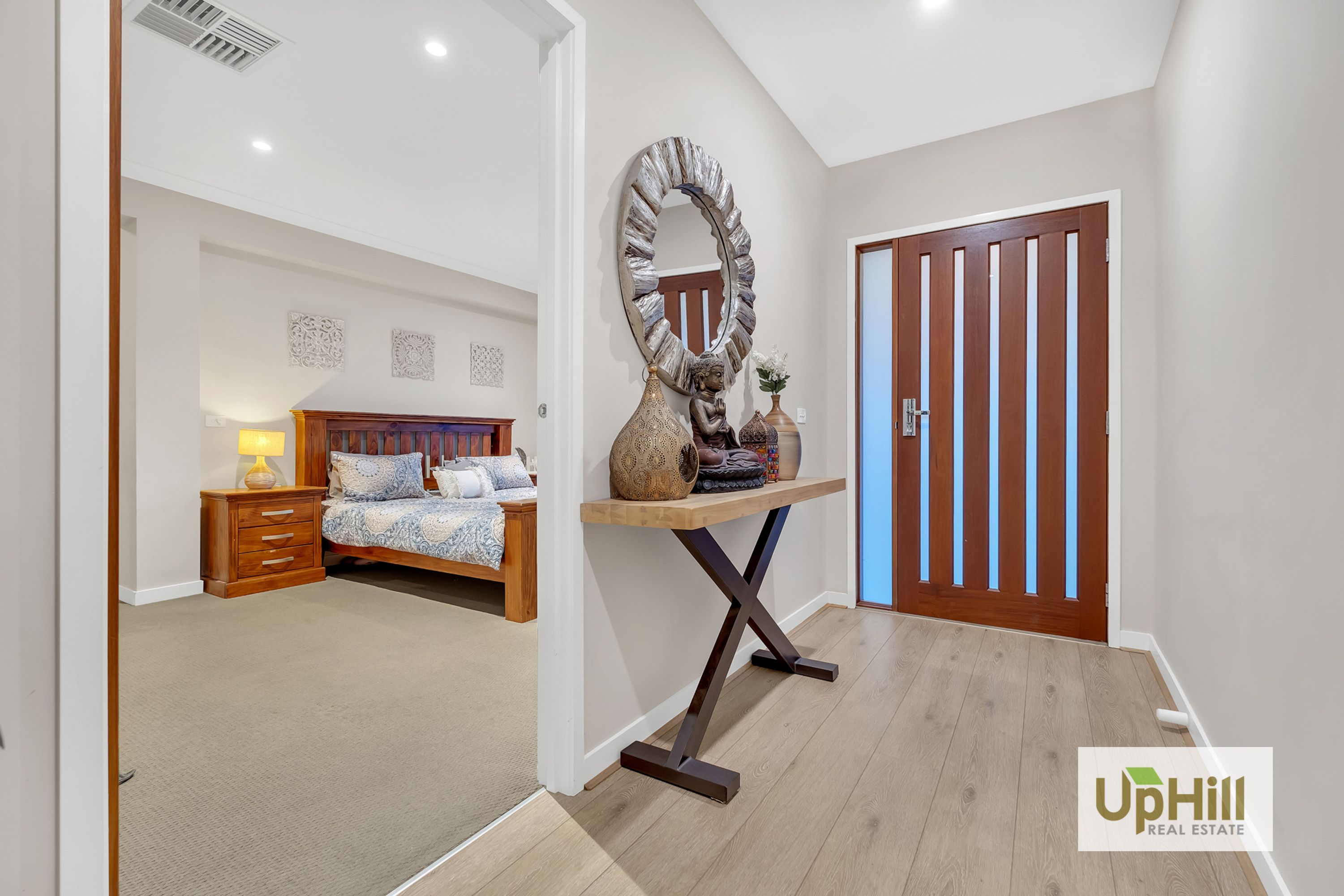 7 Huntley Street, Cranbourne North - Thumbnail 2