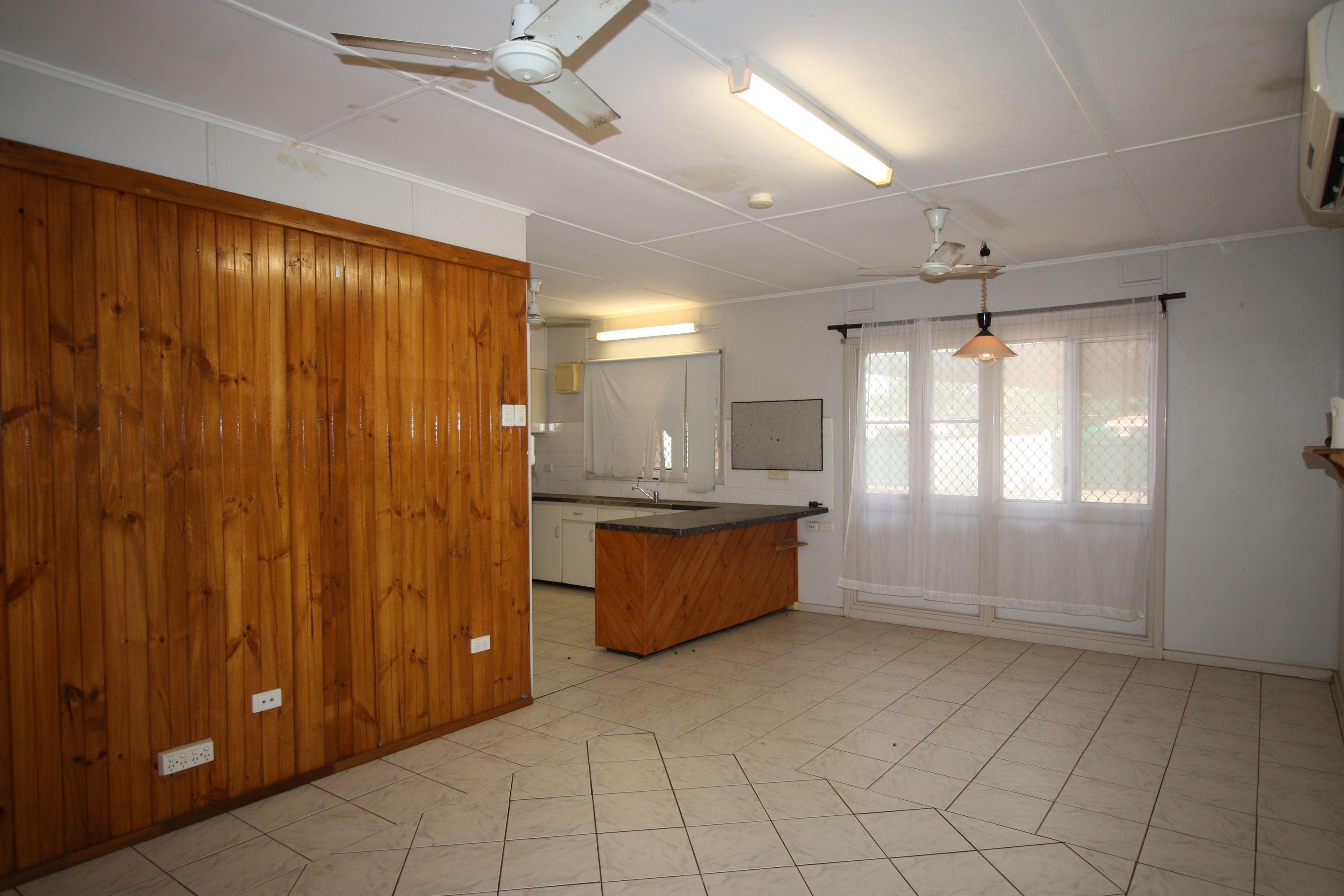 8 Smith Street, South Hedland, WA 6722, South Hedland - Thumbnail 3