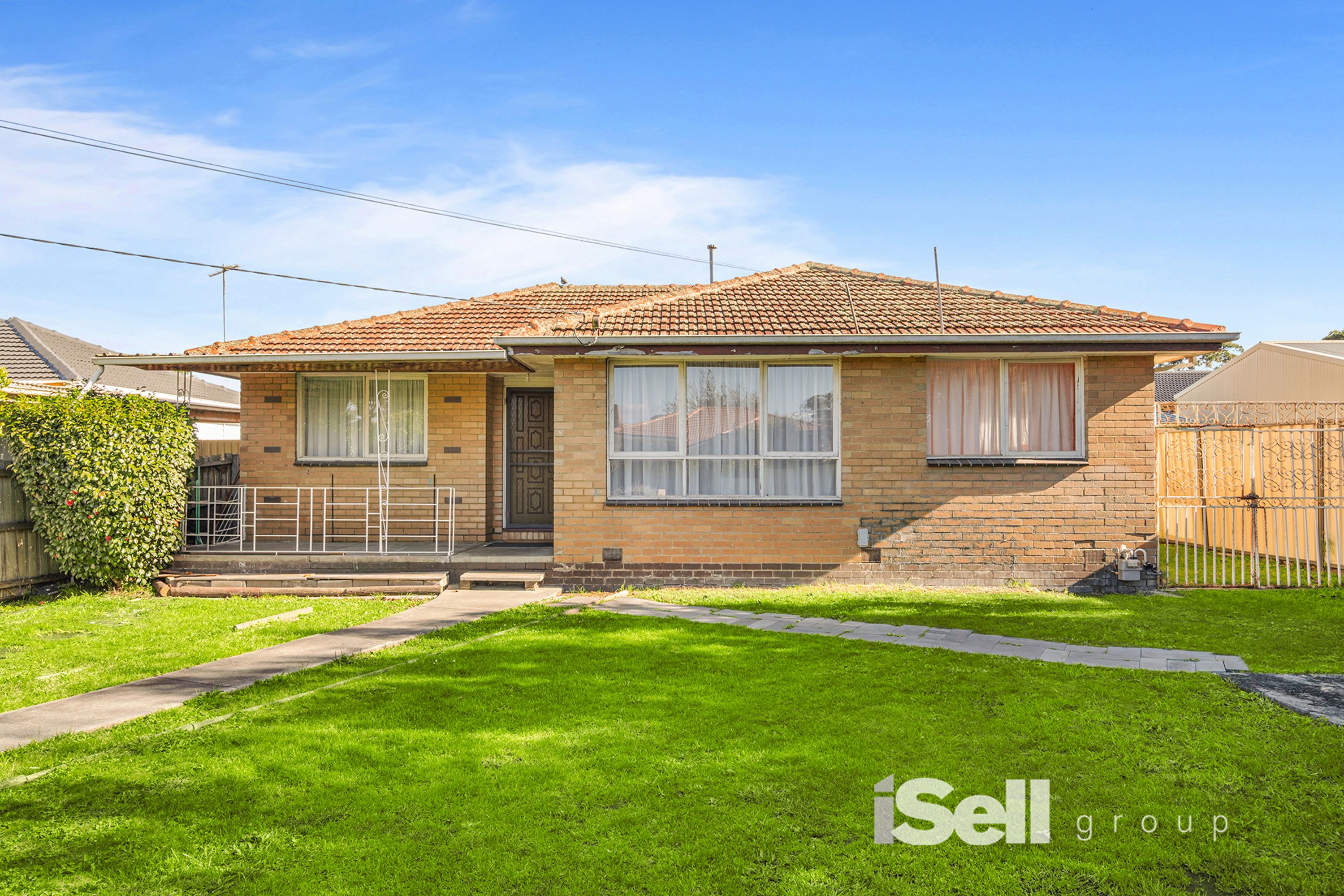 166 Bloomfield Road, Keysborough - Image 1