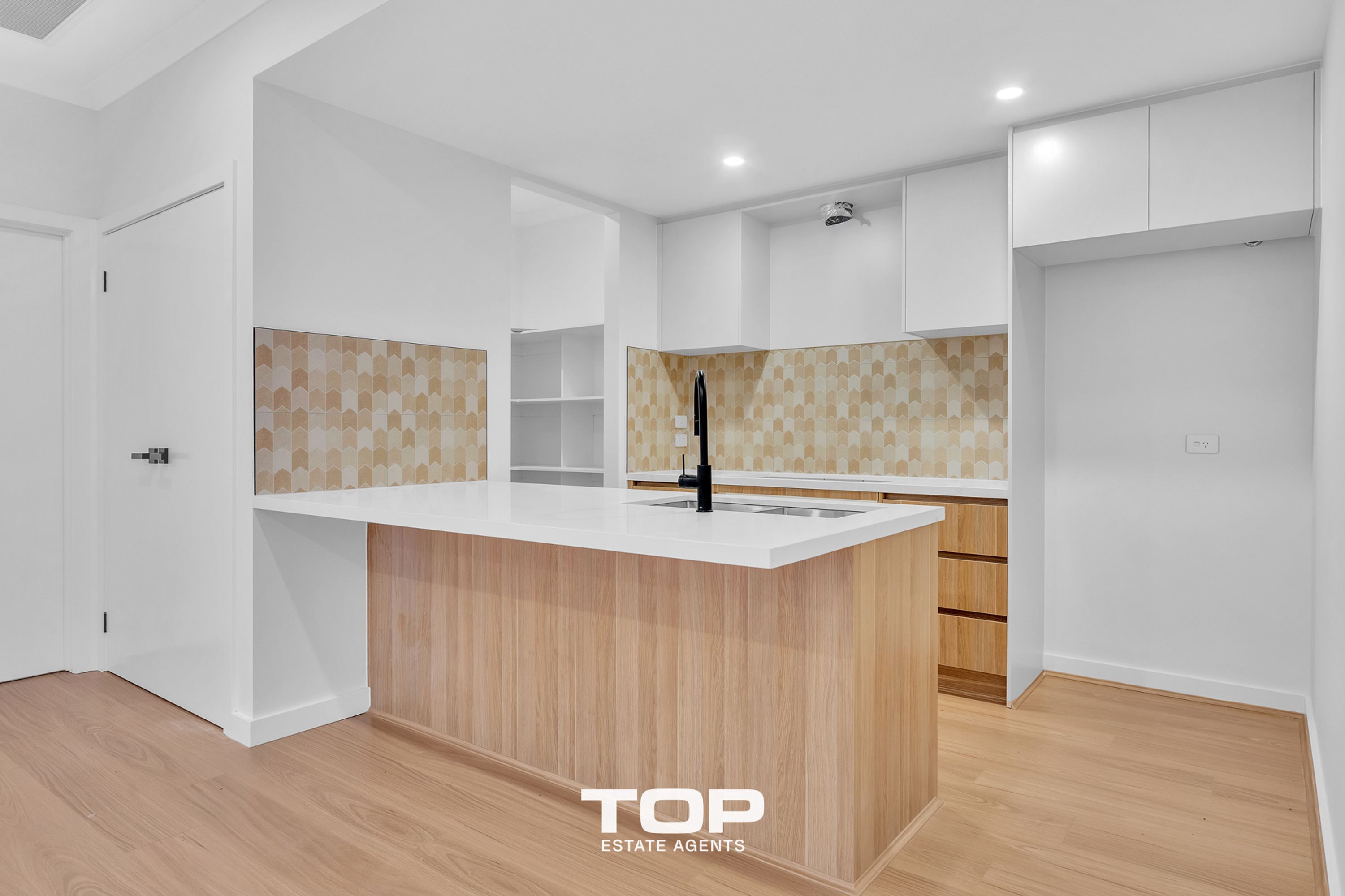 327 Rix Road, Officer - Thumbnail 5
