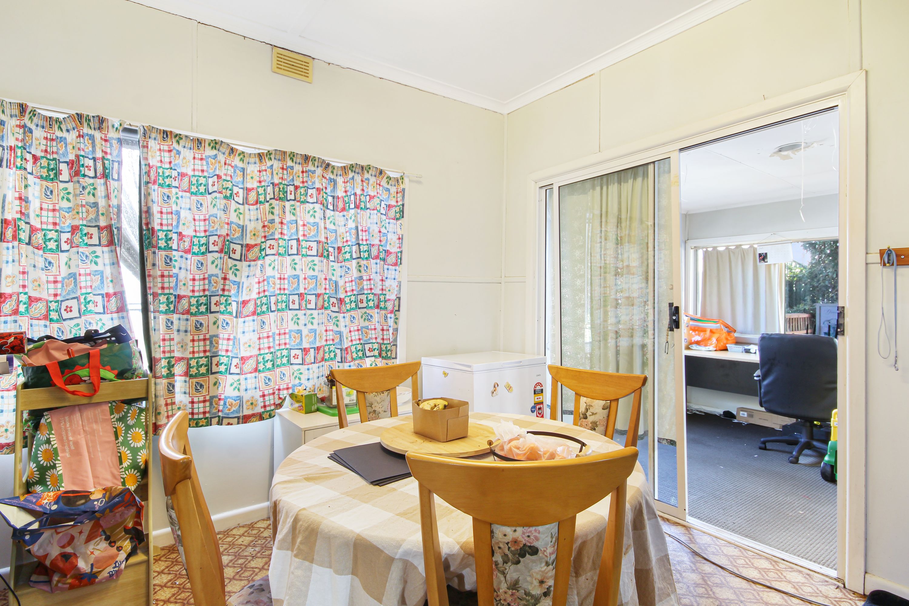 48 Bennett Road, Horsham VIC 3400, Horsham - Thumbnail 3