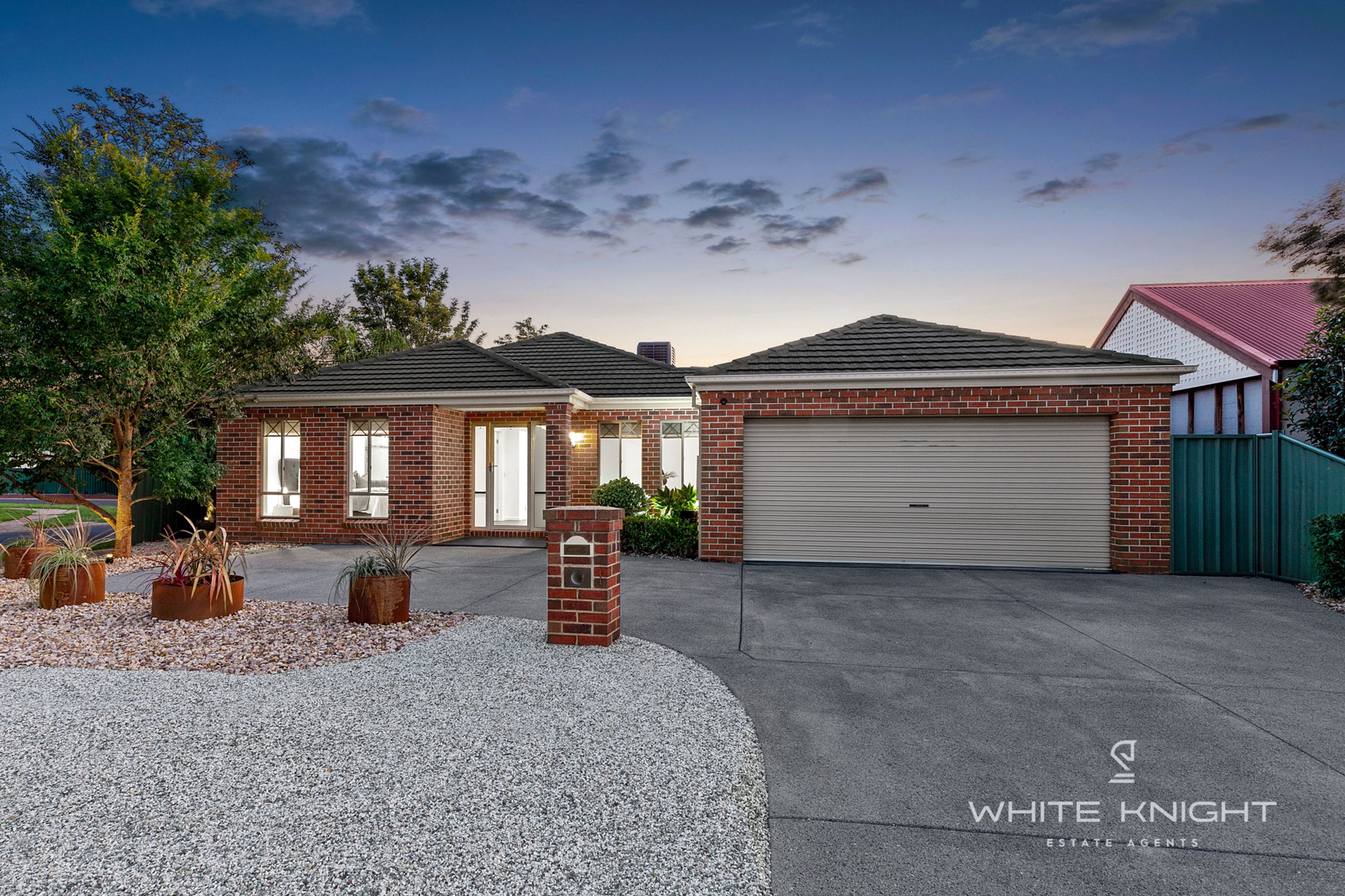 1 Parwan Court, Caroline Springs VIC 3023, Caroline Springs - Thumbnail 2