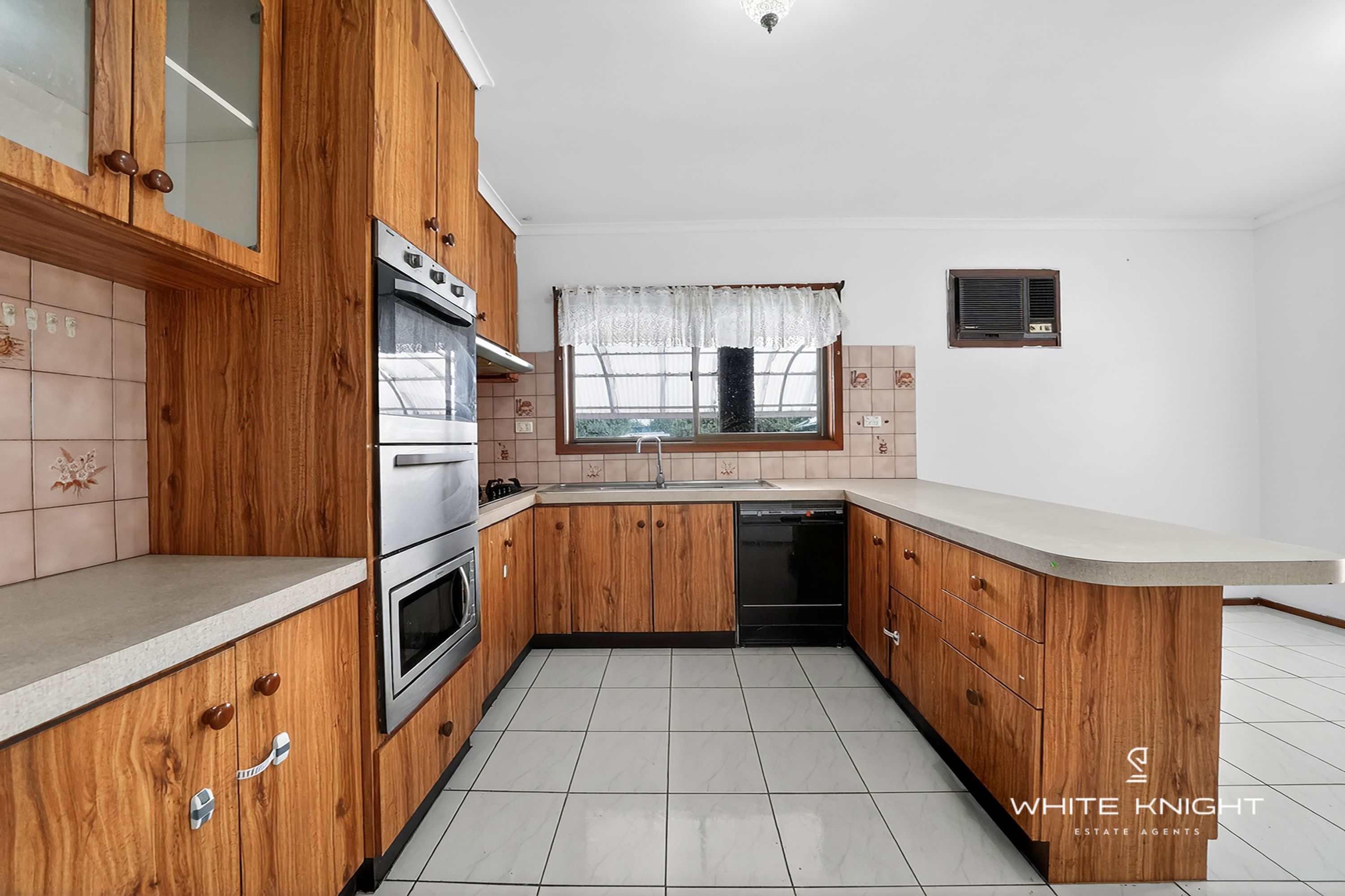 51 Novara Parade, St Albans VIC 3021, St Albans - Thumbnail 5