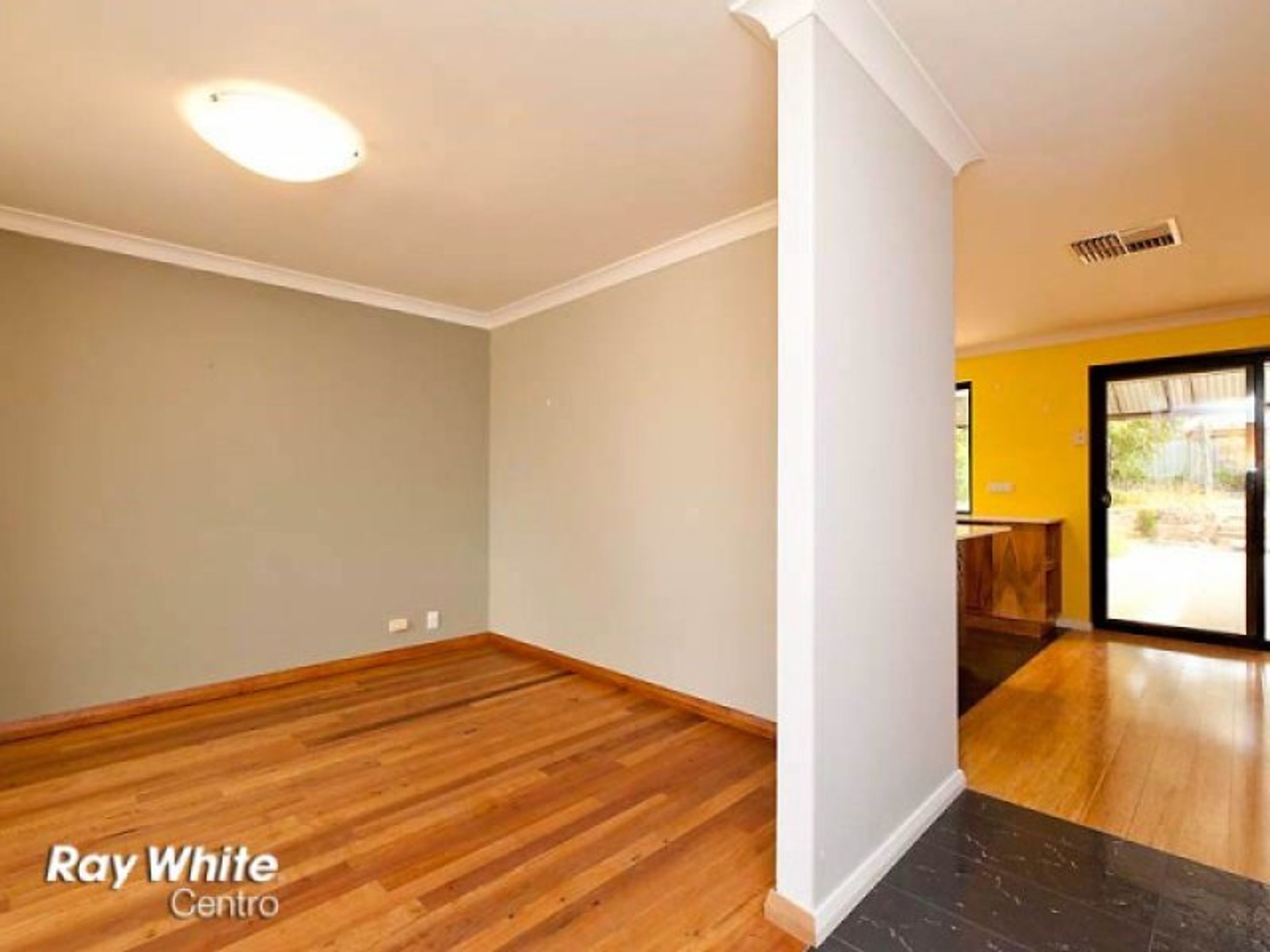 143 Glengarry Drive, Duncraig, WA 6023, Duncraig - Thumbnail 5