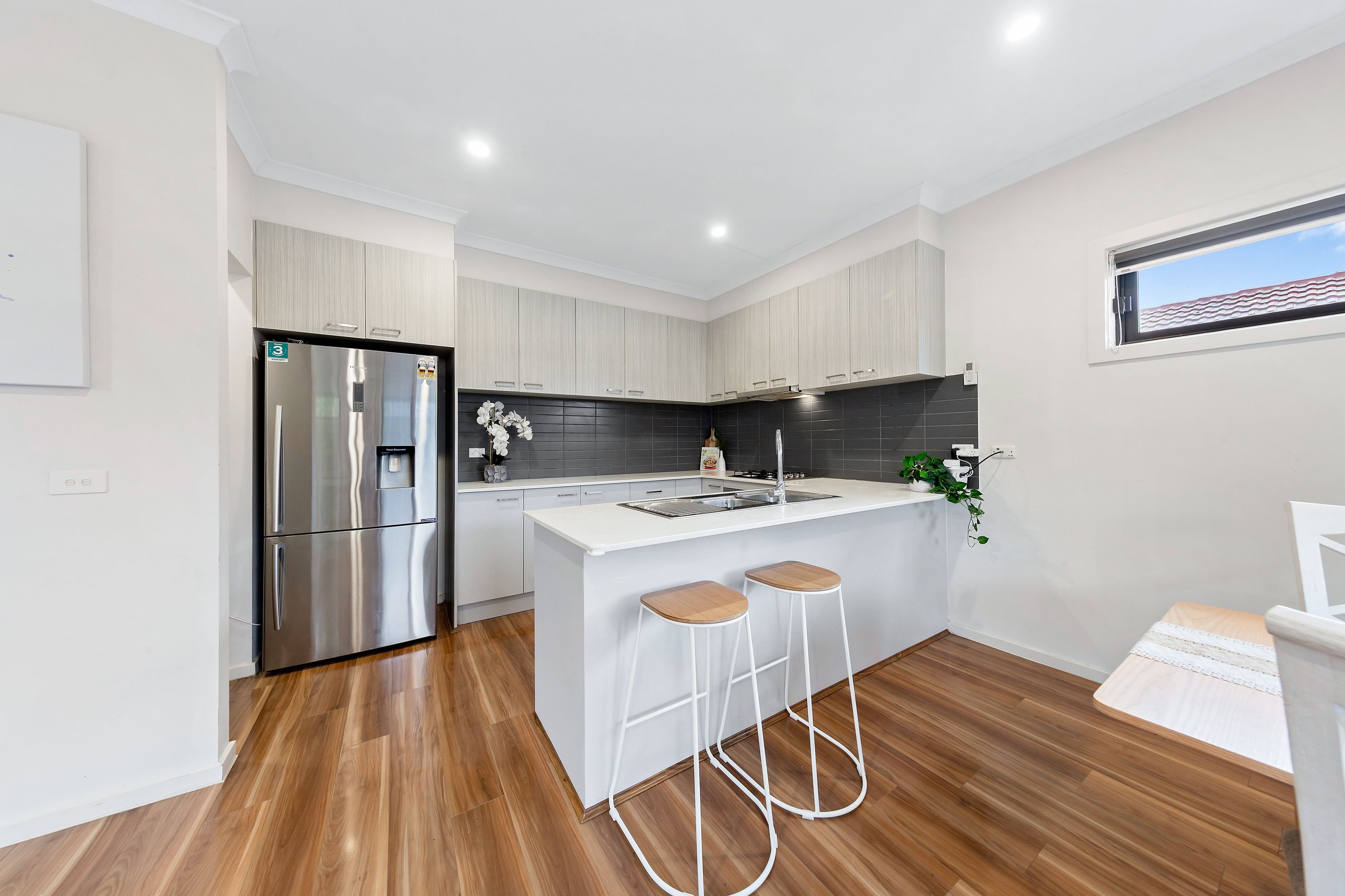 1/8 Shirley Street, St Albans VIC 3021, St Albans - Thumbnail 2