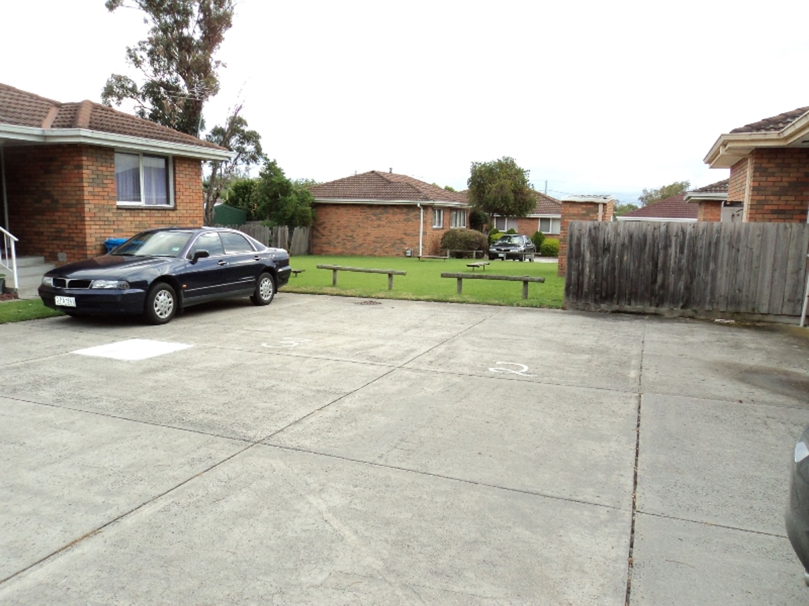 3/12 Bournemouth Avenue, Springvale - Thumbnail 2