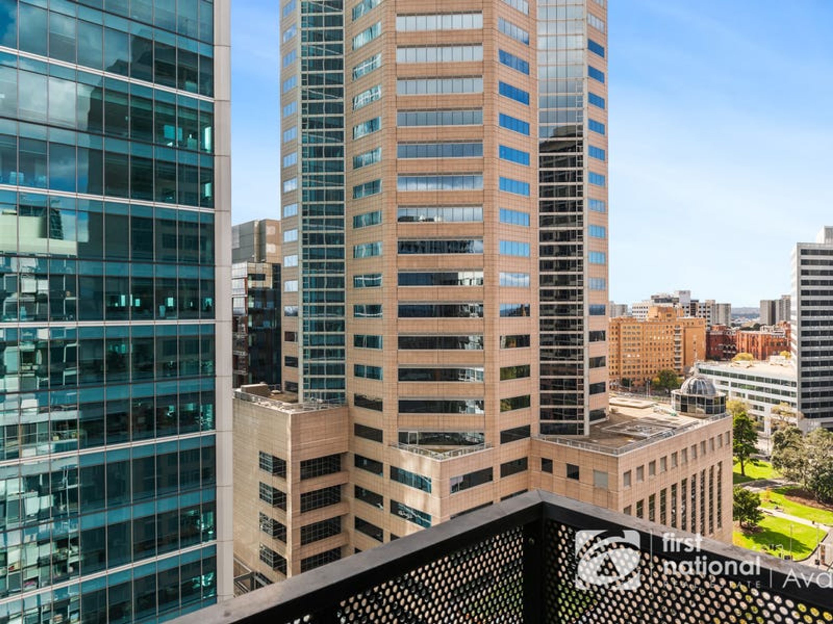 2105/39 Lonsdale Street, Melbourne - Thumbnail 8