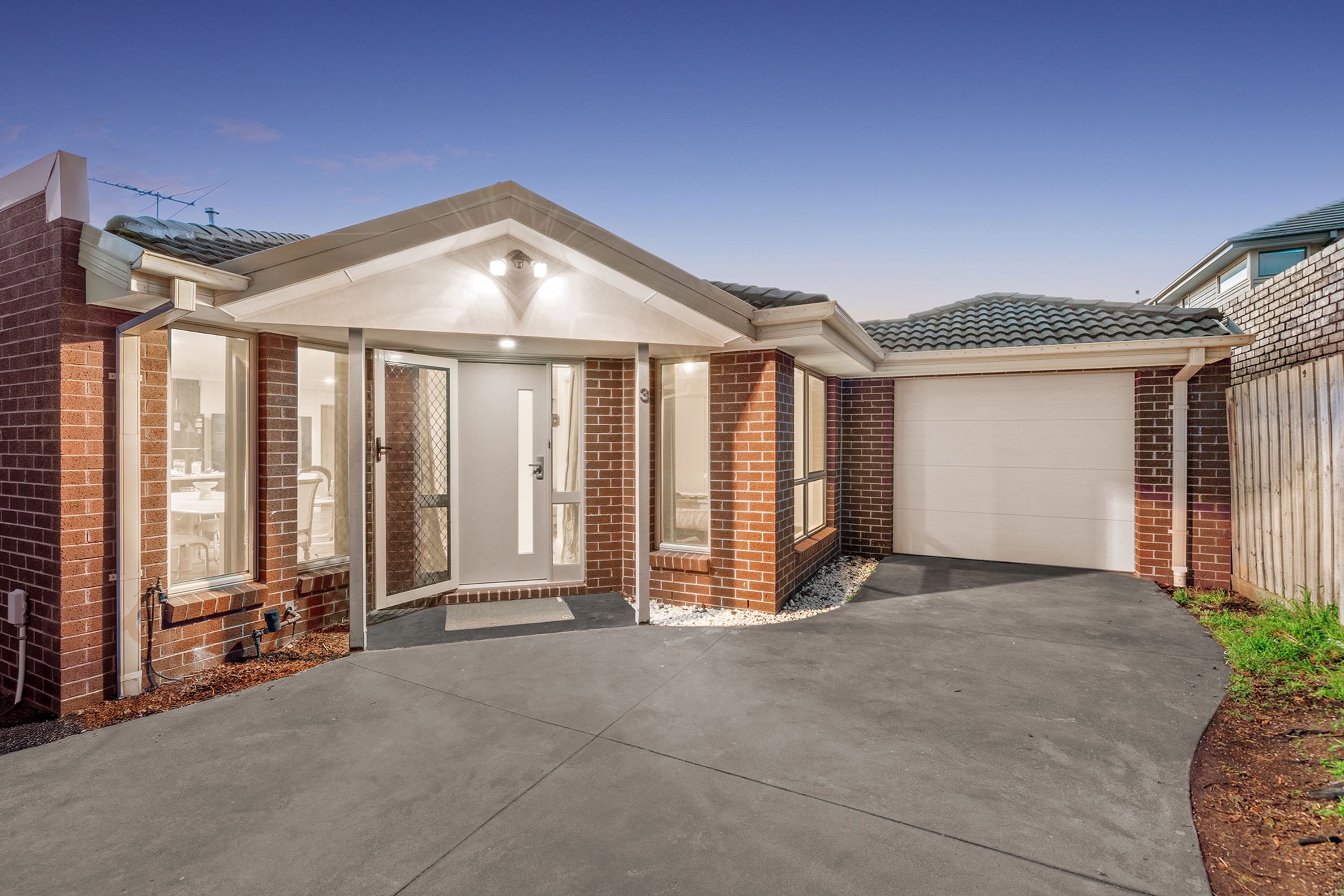 3/7 Montrose Court, Sydenham VIC 3037, Sydenham - Thumbnail 2