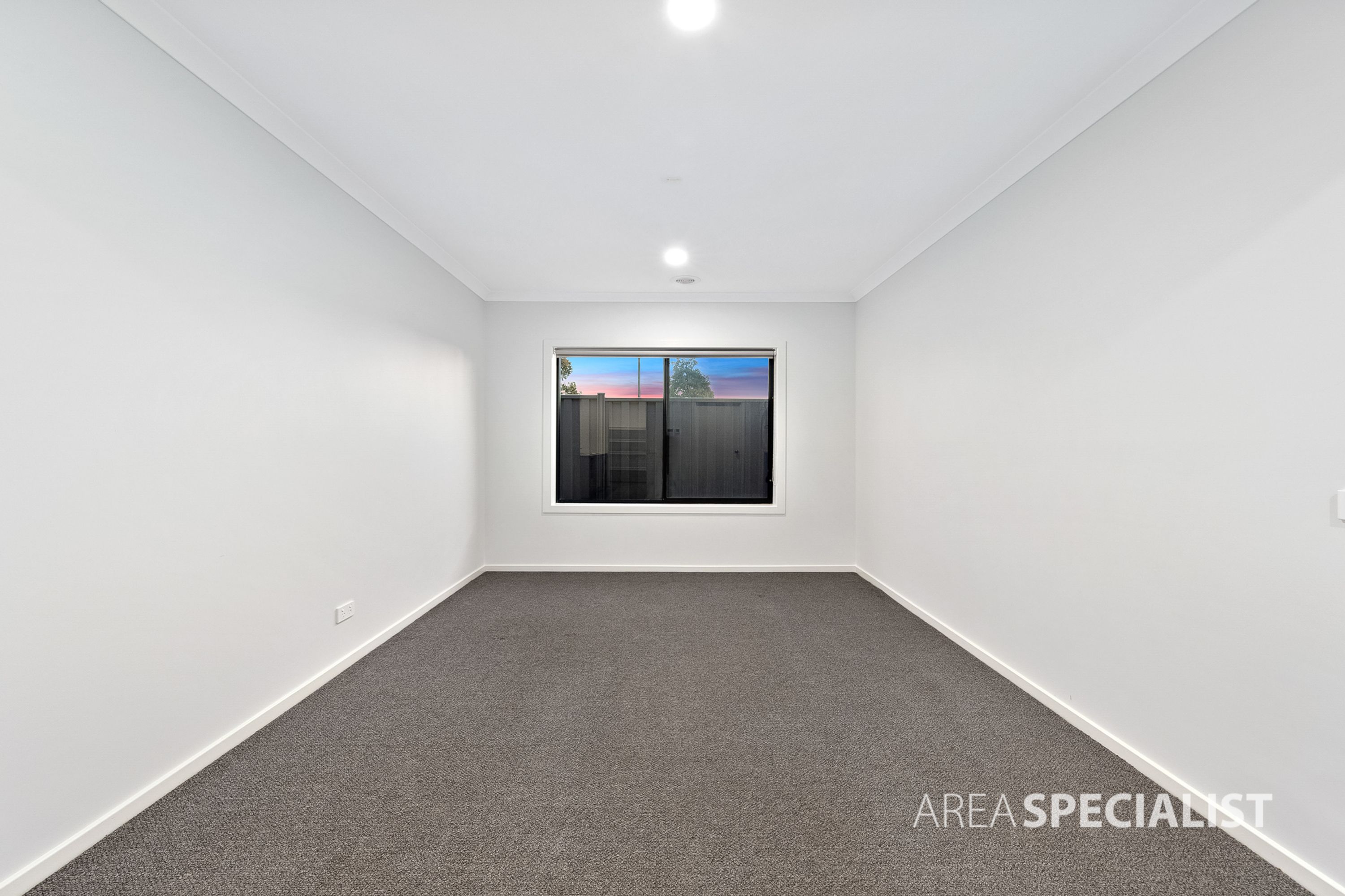 4 Ambervue Drive, Cobblebank VIC 3338, Cobblebank - Thumbnail 4