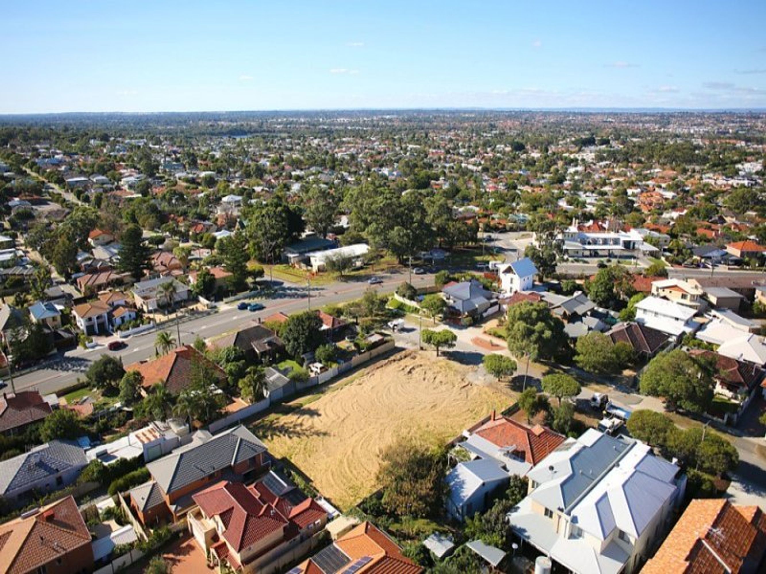 74 Brodie Lane, Doubleview - Thumbnail 7