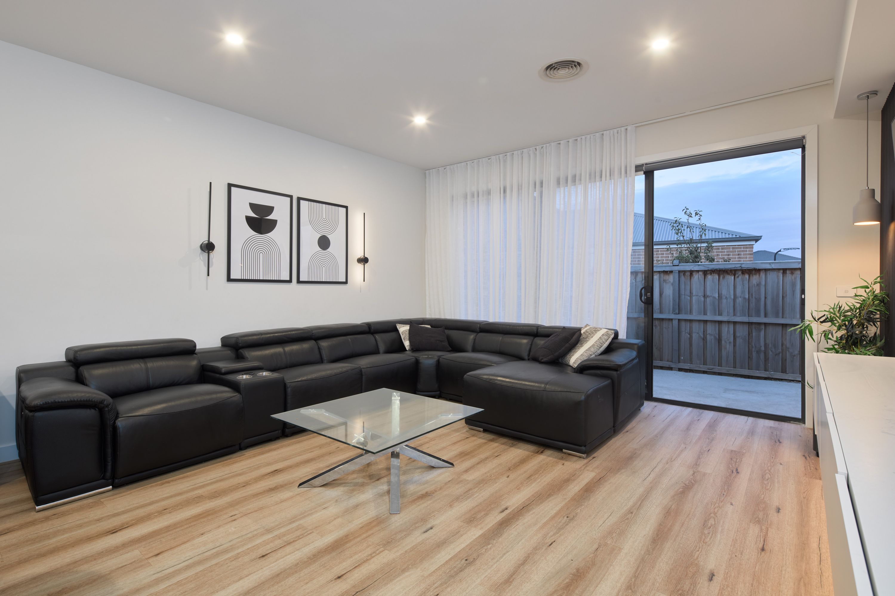 215 Ernstbrook Dr, Clyde - Thumbnail 5