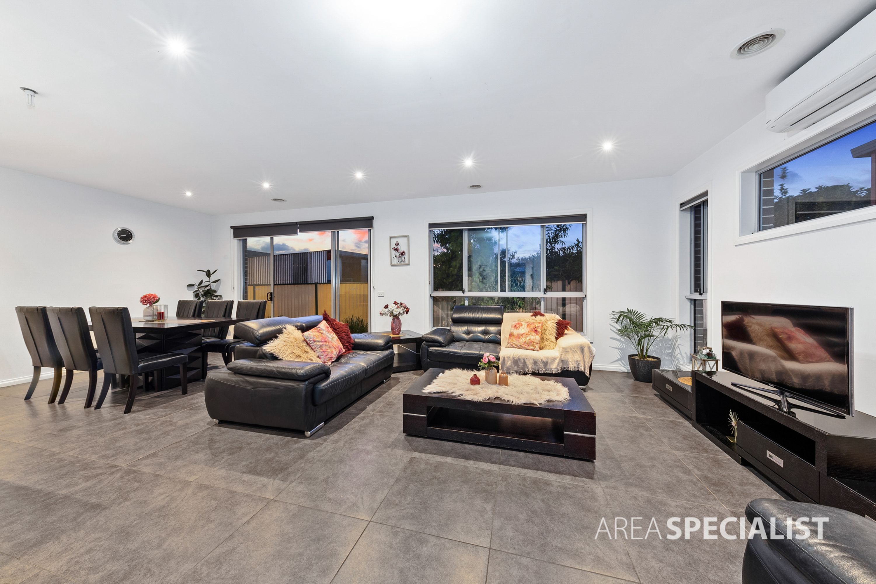 2/11 Luxford Street, St Albans VIC 3021, St Albans - Thumbnail 4