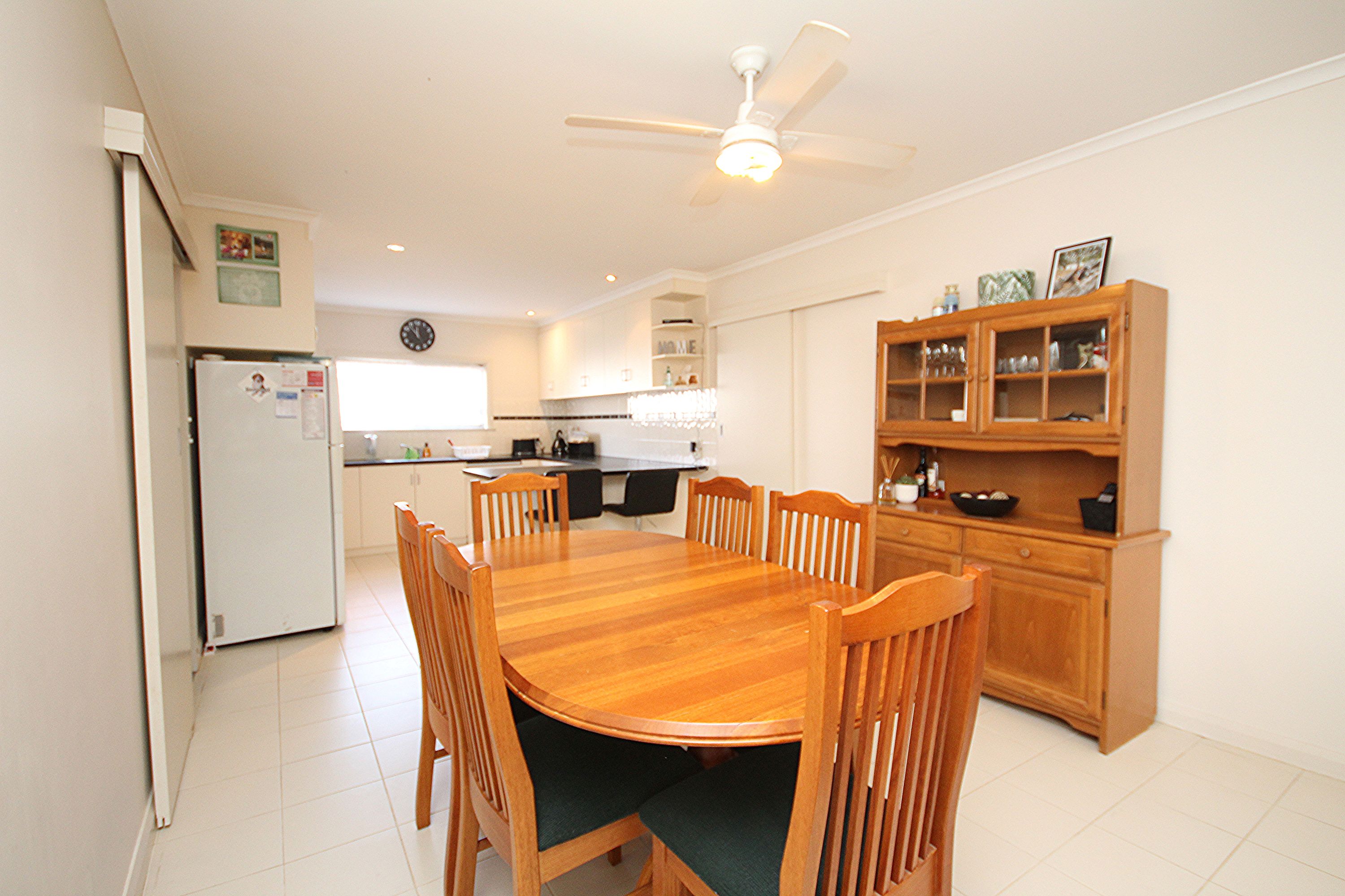 43 Francis Street, Horsham VIC 3400, Horsham - Thumbnail 2