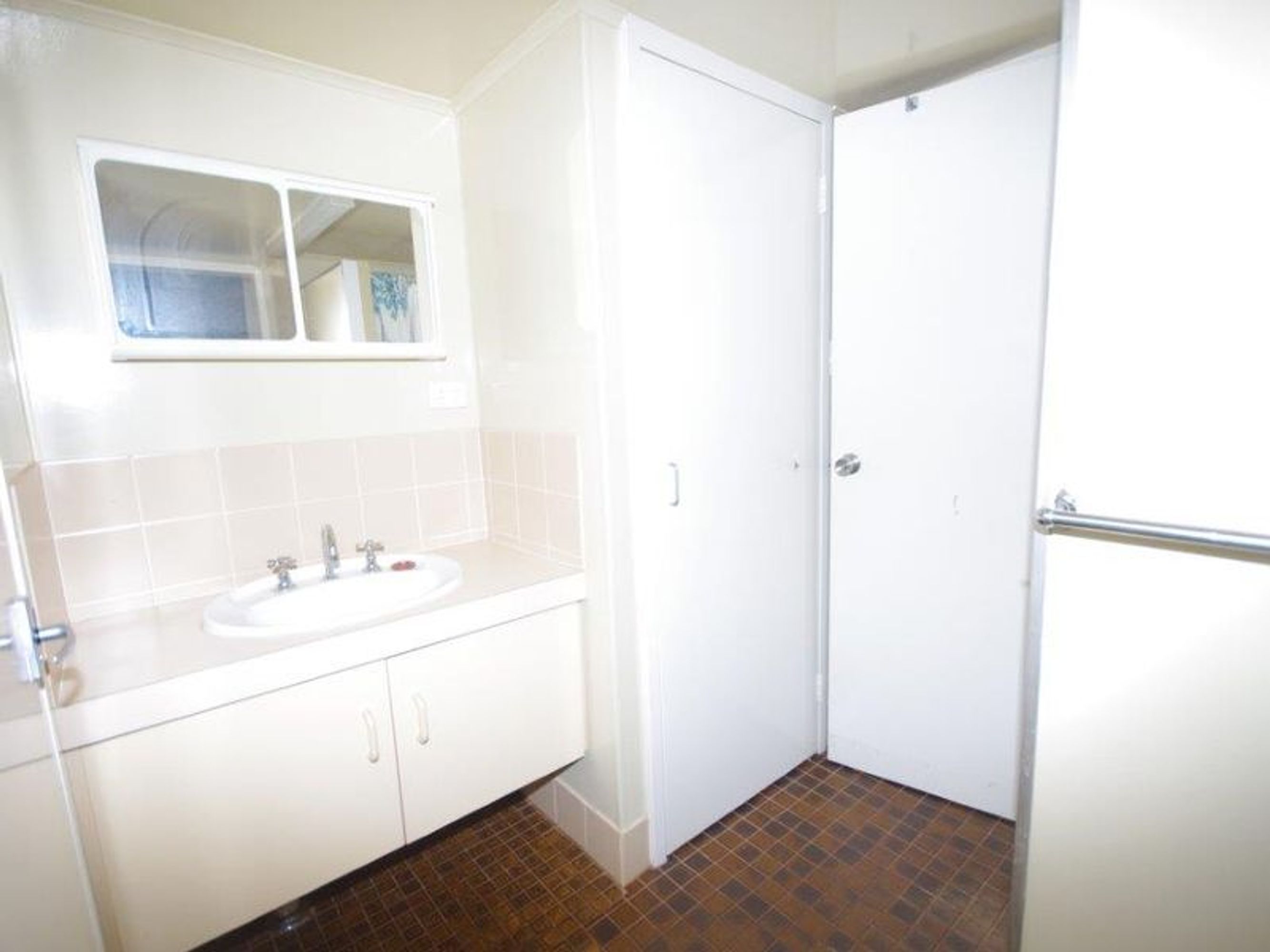 11/2 Marillana Street, Newman, Newman - Thumbnail 6