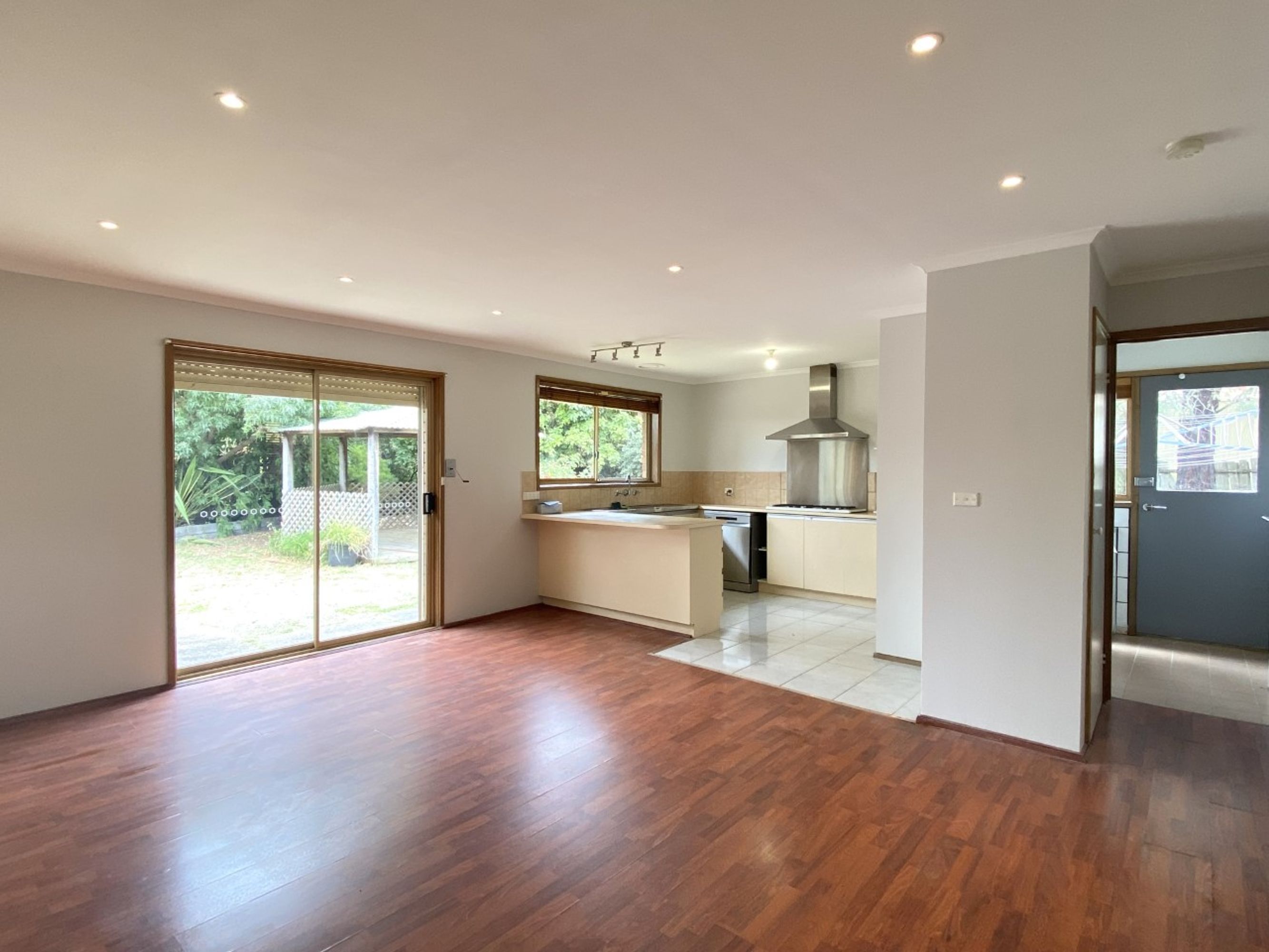 13 Crown Court, Kings Park VIC 3021, Kings Park - Thumbnail 8