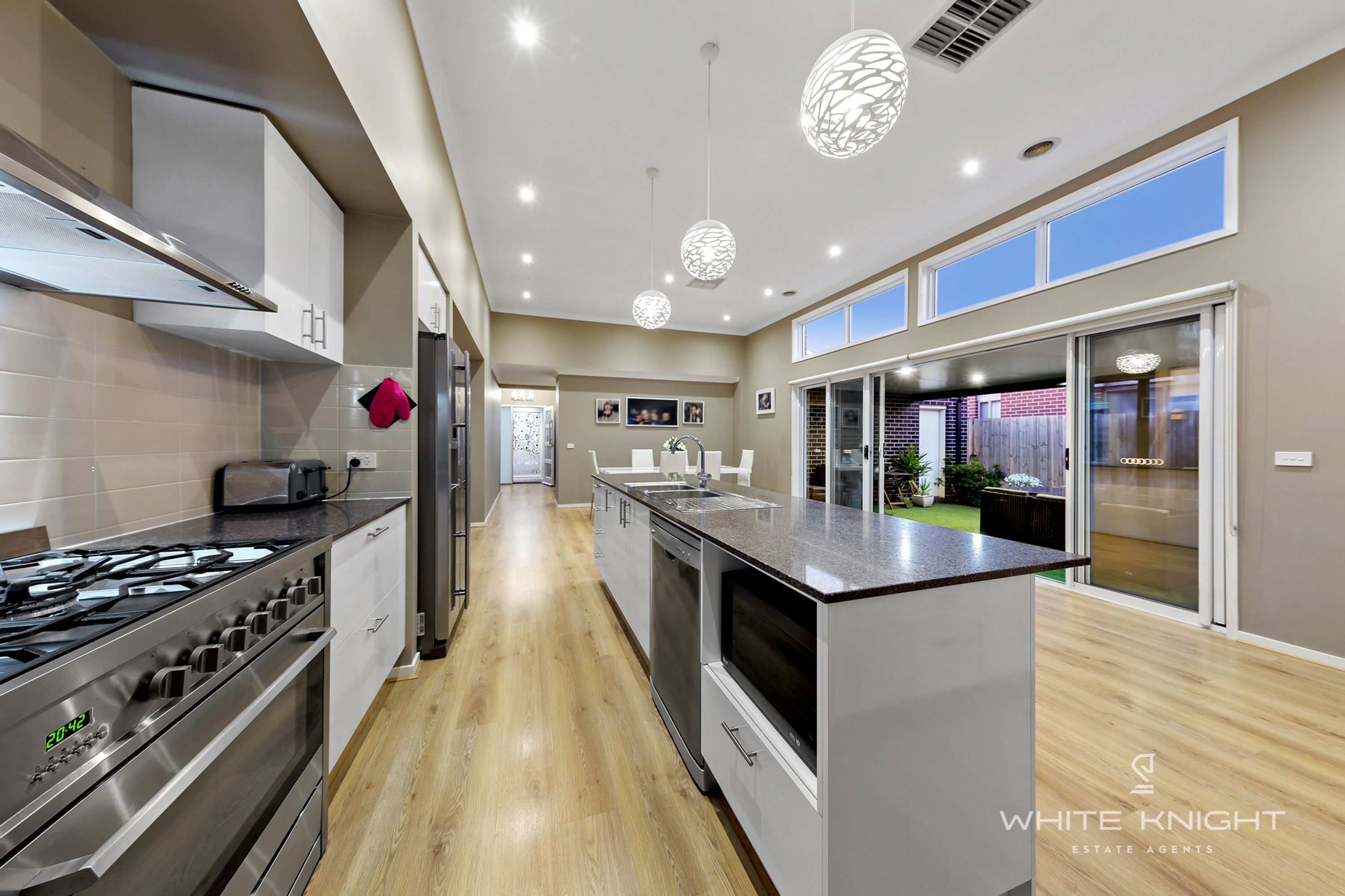 15 Luxor Drive, Fraser Rise VIC 3336, Fraser Rise - Thumbnail 5