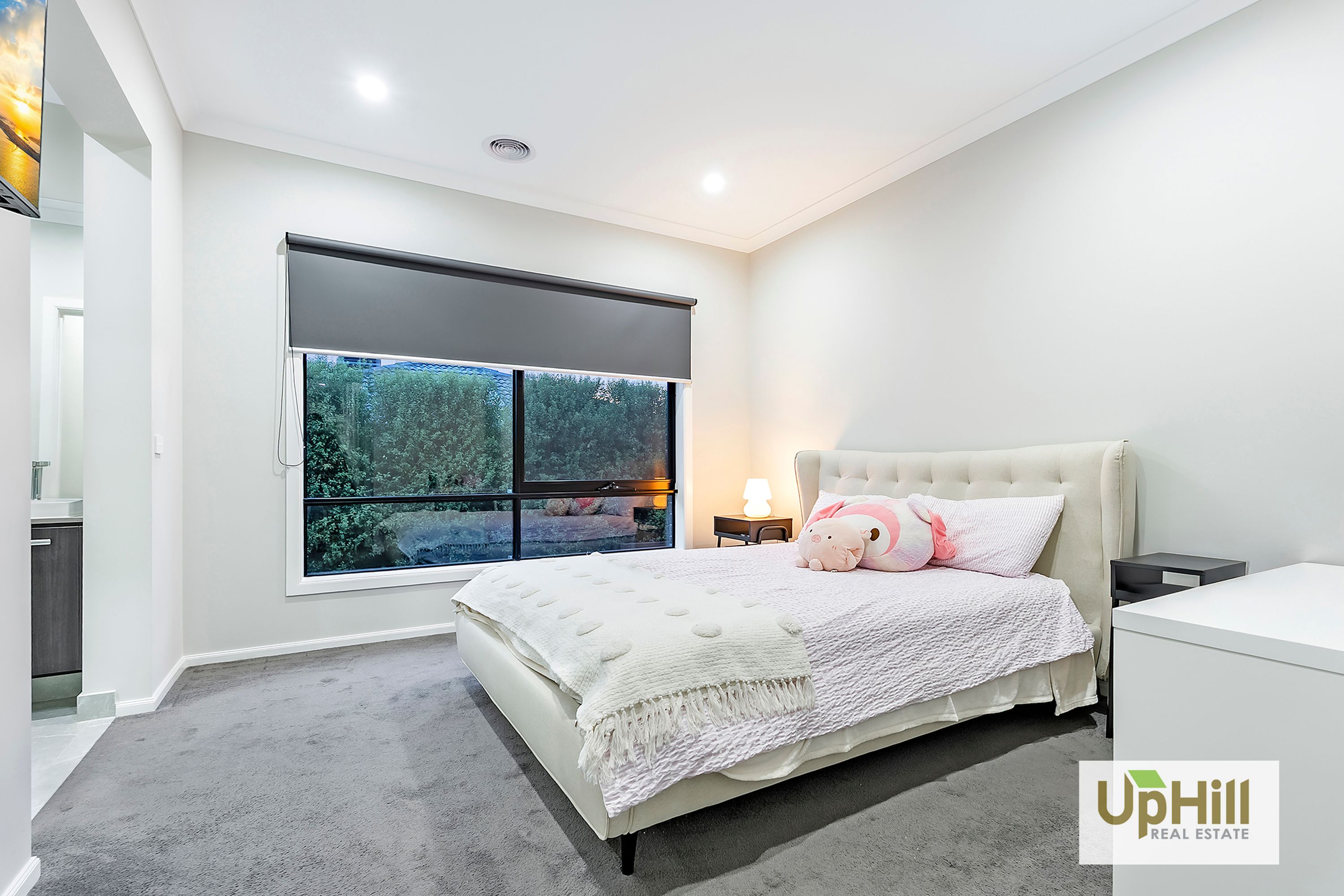16 Vesna Avenue, Clyde North - Thumbnail 3