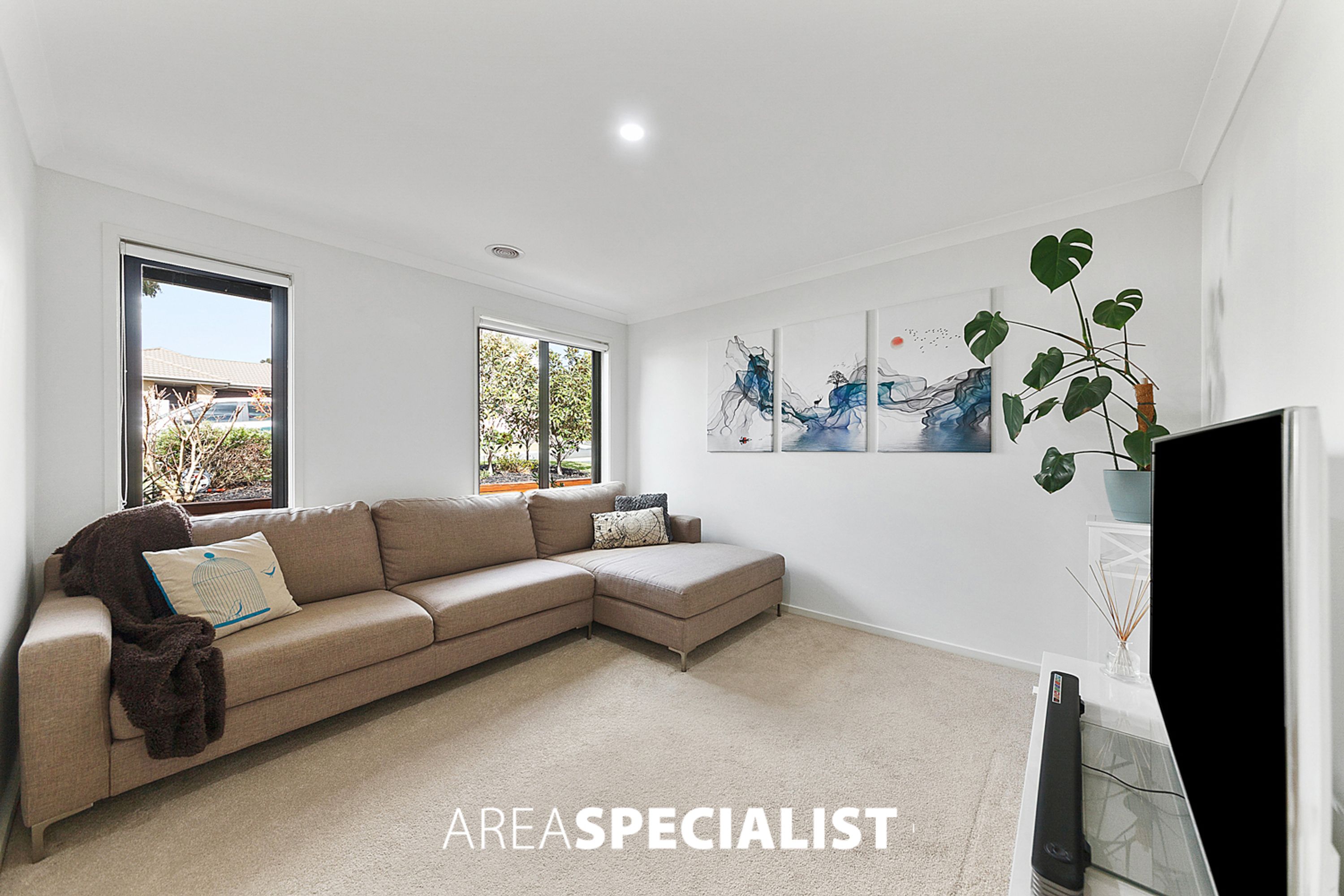 17 Constance Way, Pakenham - Thumbnail 8