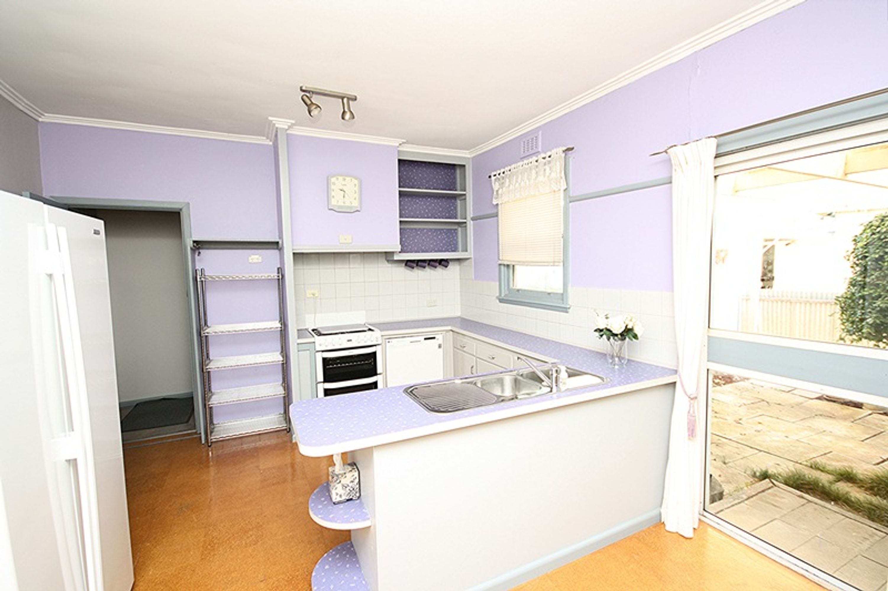 13 Stewart Street, Horsham VIC 3400, Horsham - Thumbnail 2