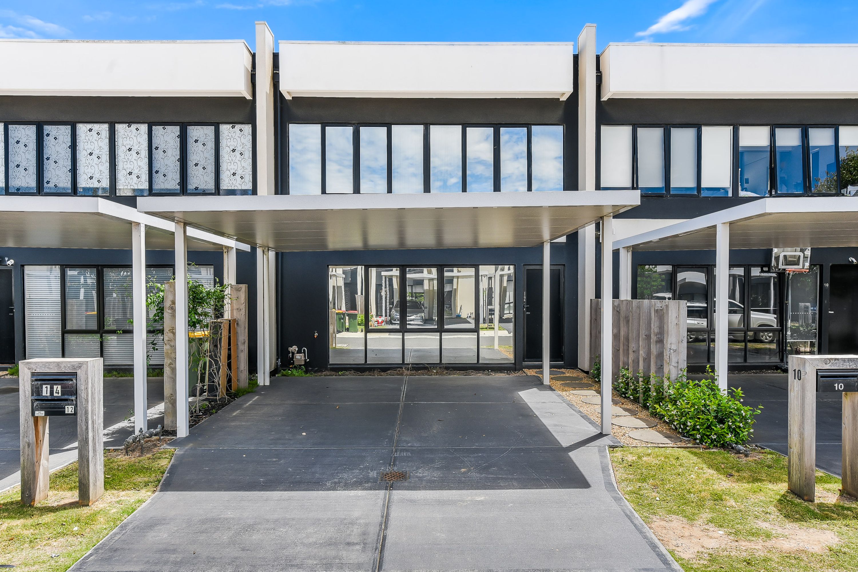 12 Amaryn Court, Springvale