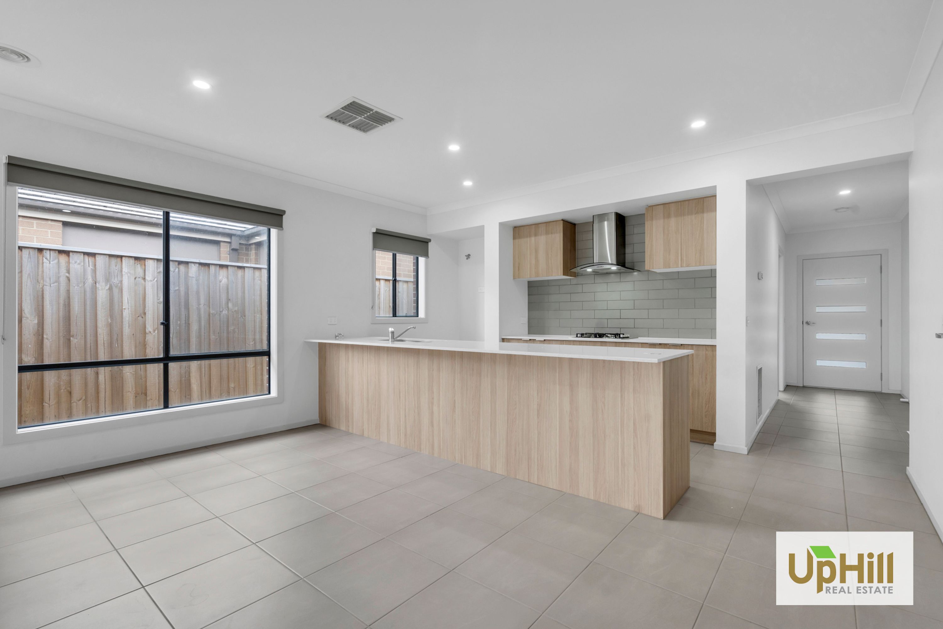 23 Seahawk Street, Clyde North - Thumbnail 8