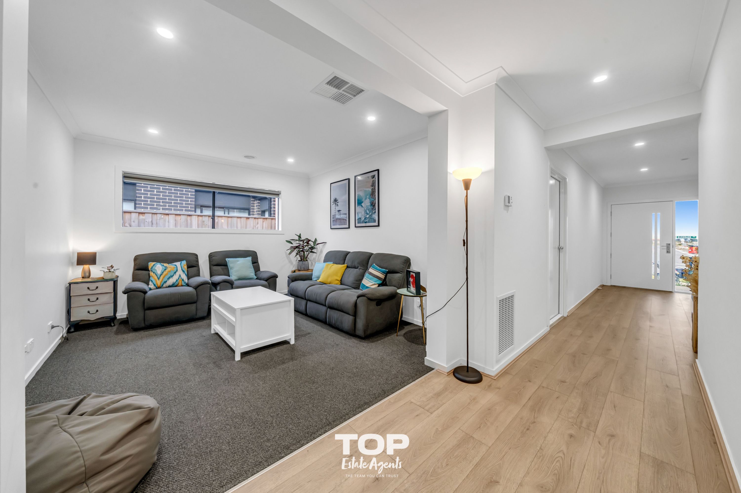 7 Burnbank Parade, Clyde North - Thumbnail 6