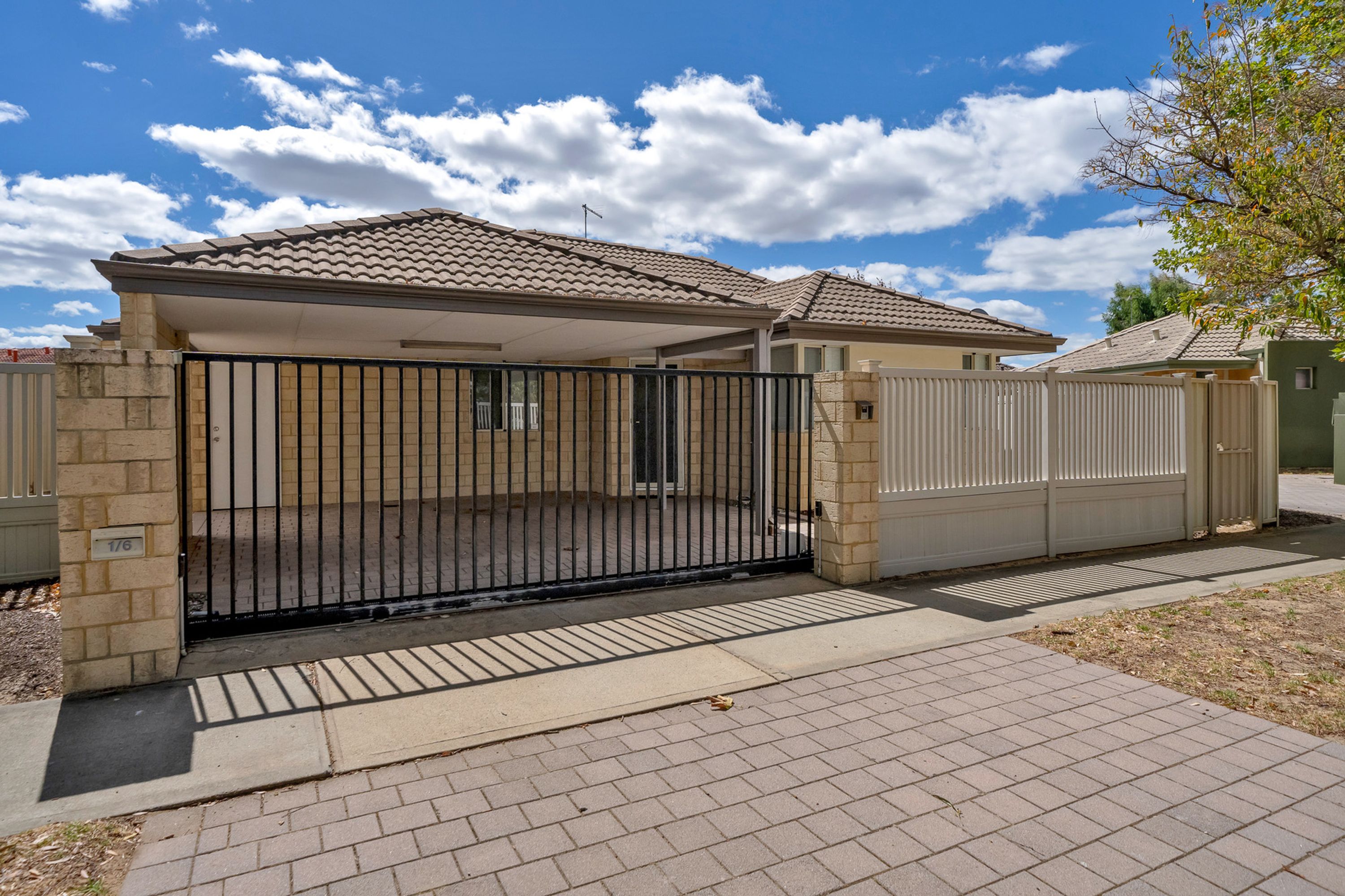 1/6 Turner Place, Kelmscott, Kelmscott - Thumbnail 2