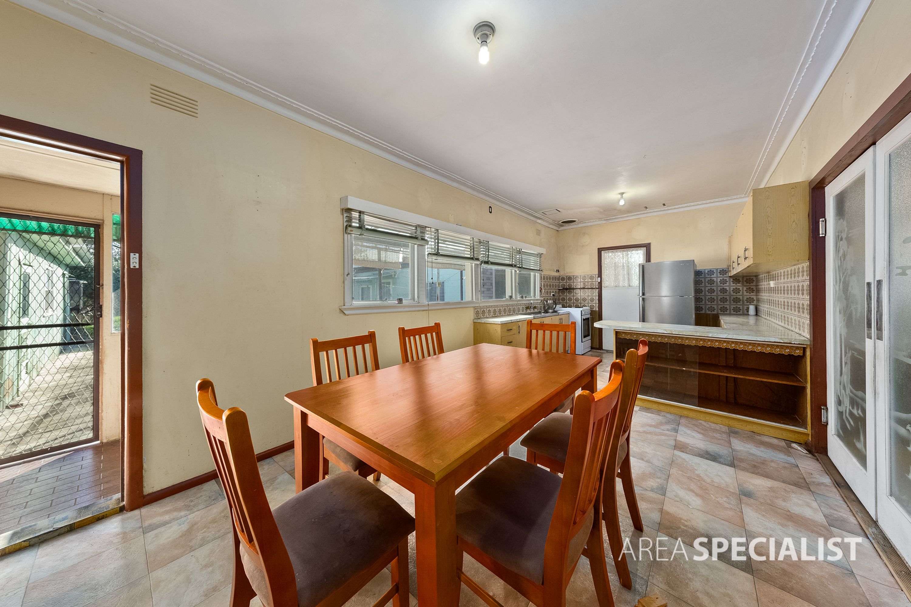 41 Ivanhoe Avenue, St Albans VIC 3021, St Albans - Thumbnail 4