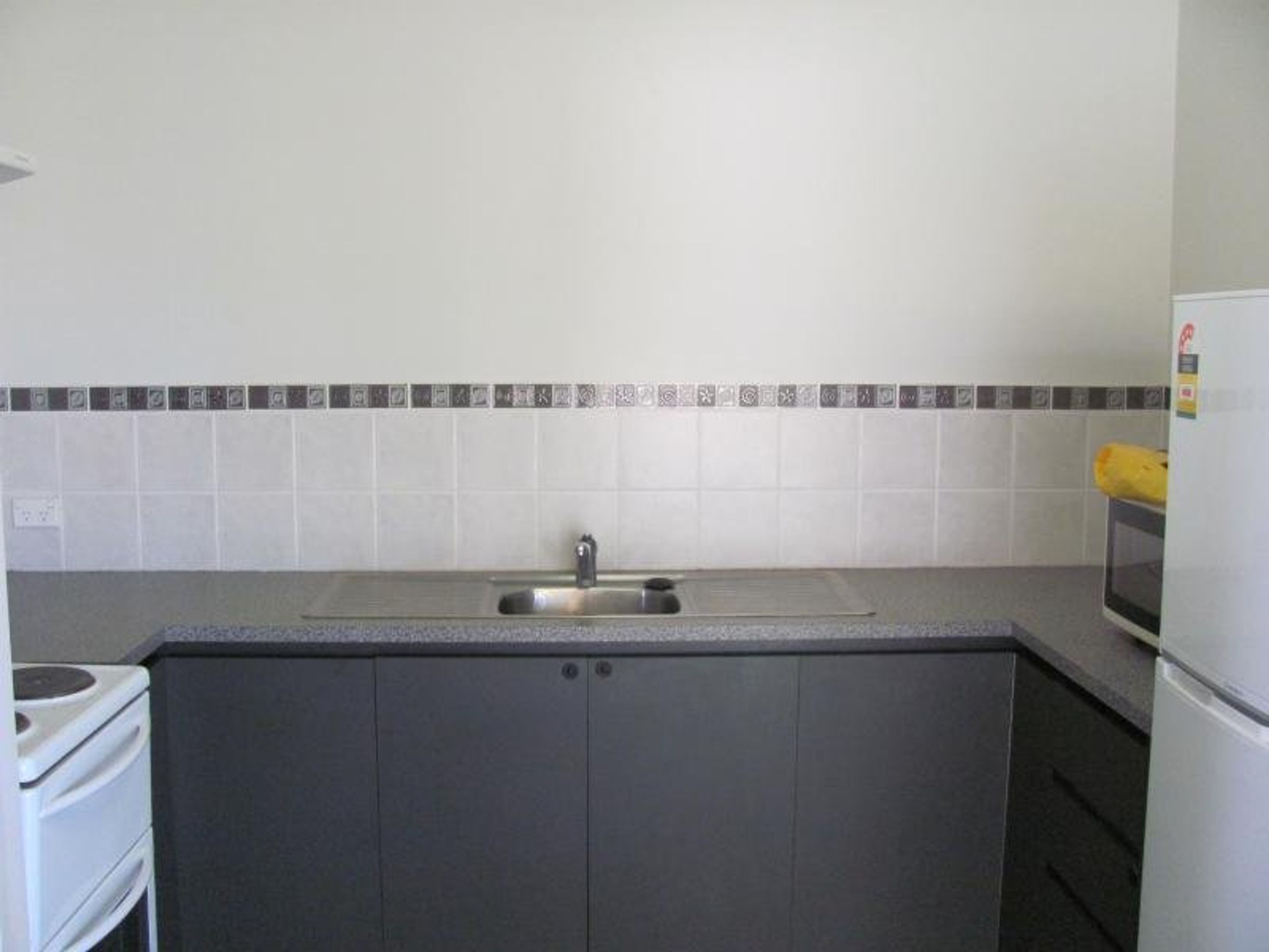 8C Knox Way, Newman, Newman - Thumbnail 4