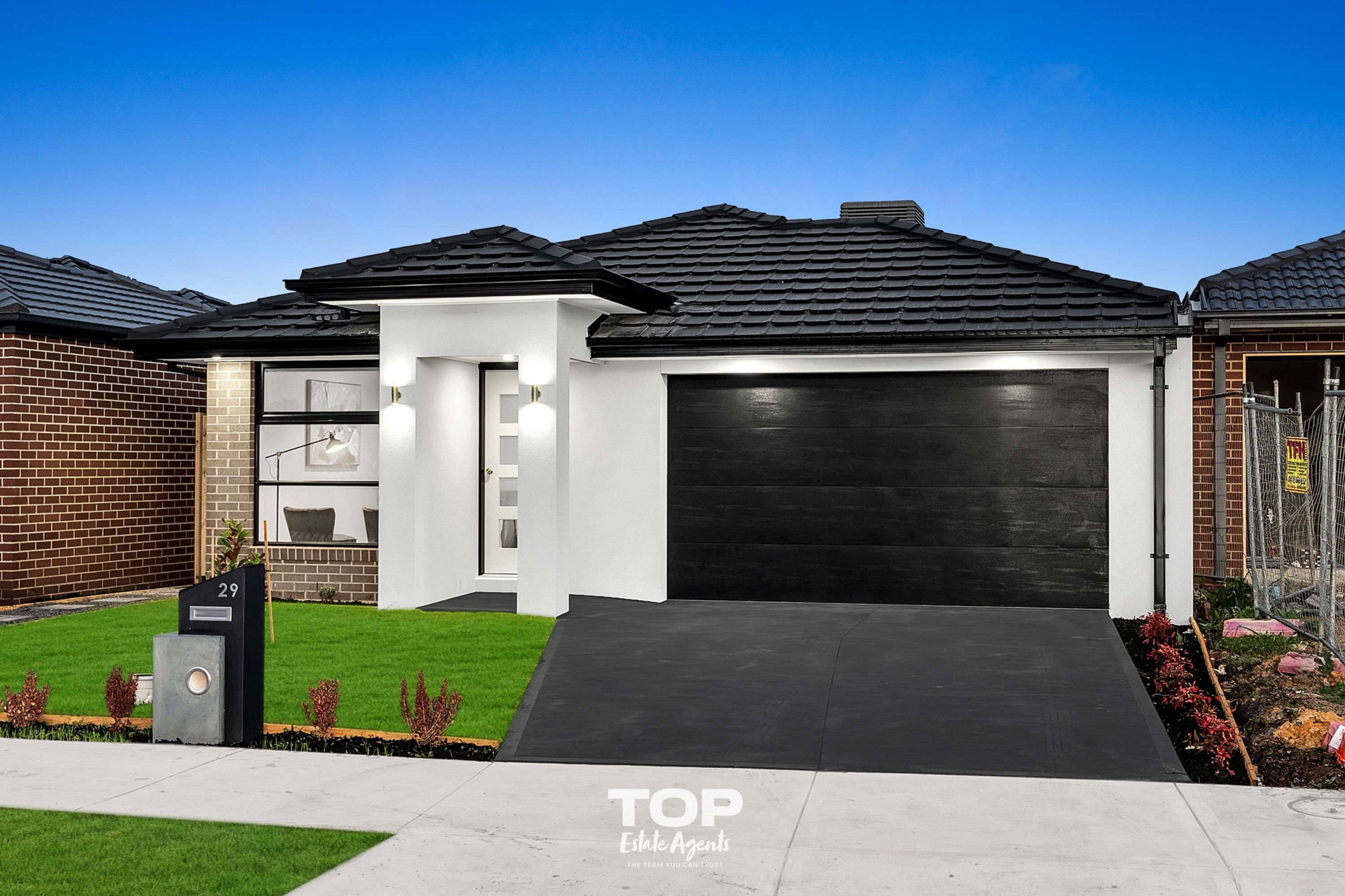 29 Nelson Street, Cranbourne East - Thumbnail 2