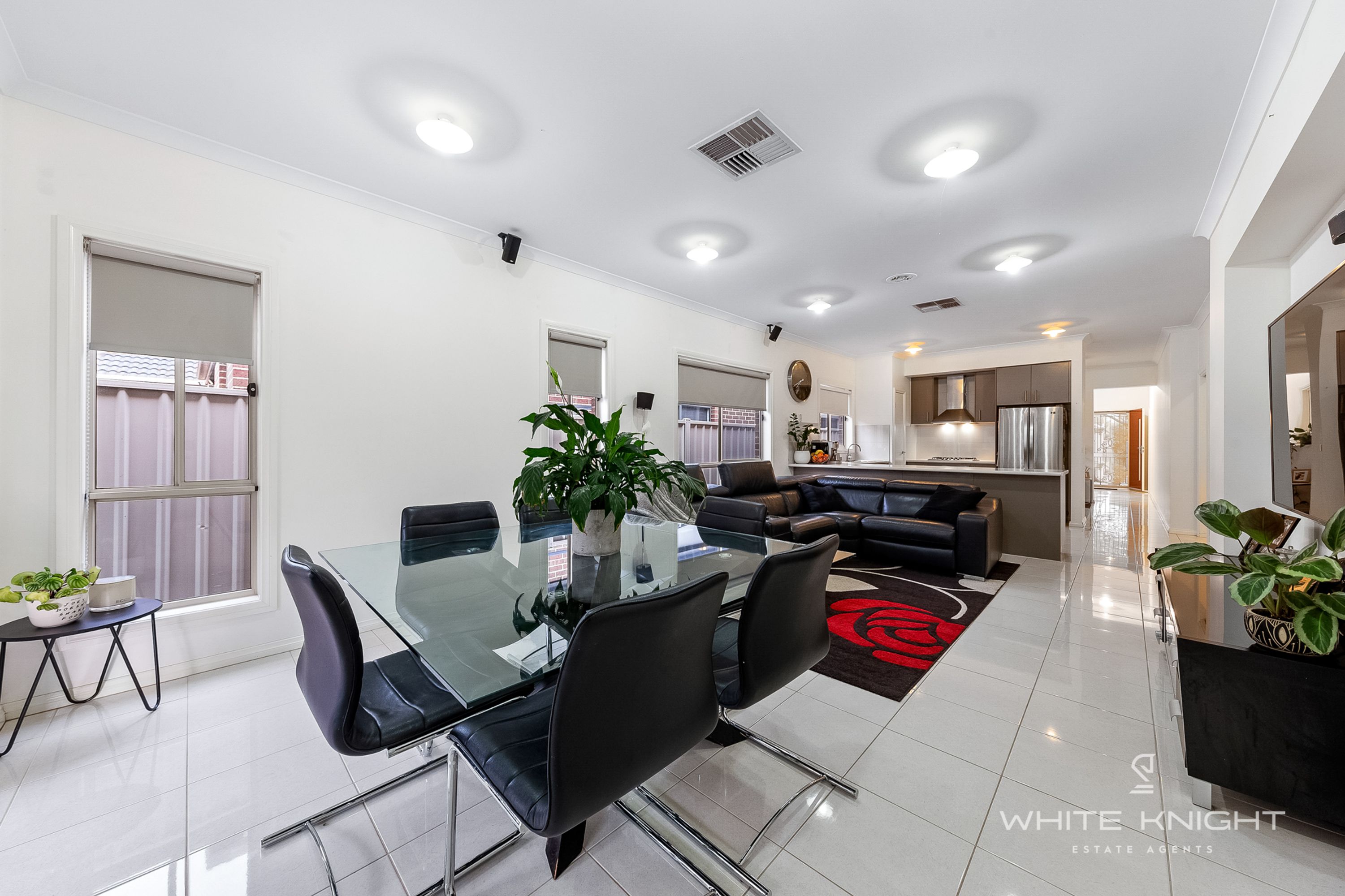 35 Daly Circuit, Caroline Springs VIC 3023, Caroline Springs - Thumbnail 3