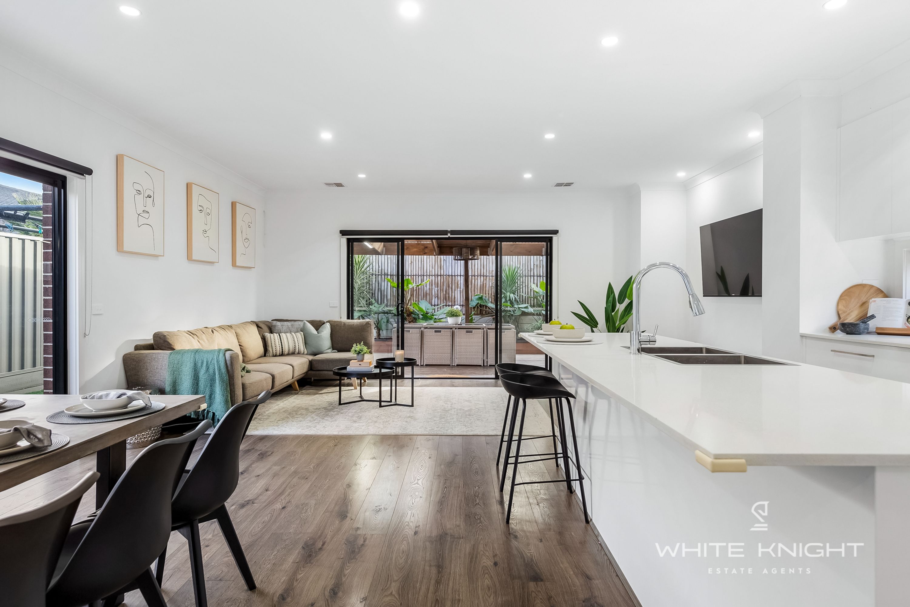 8 Kirkwood Avenue, Fraser Rise VIC 3336, Fraser Rise - Thumbnail 3