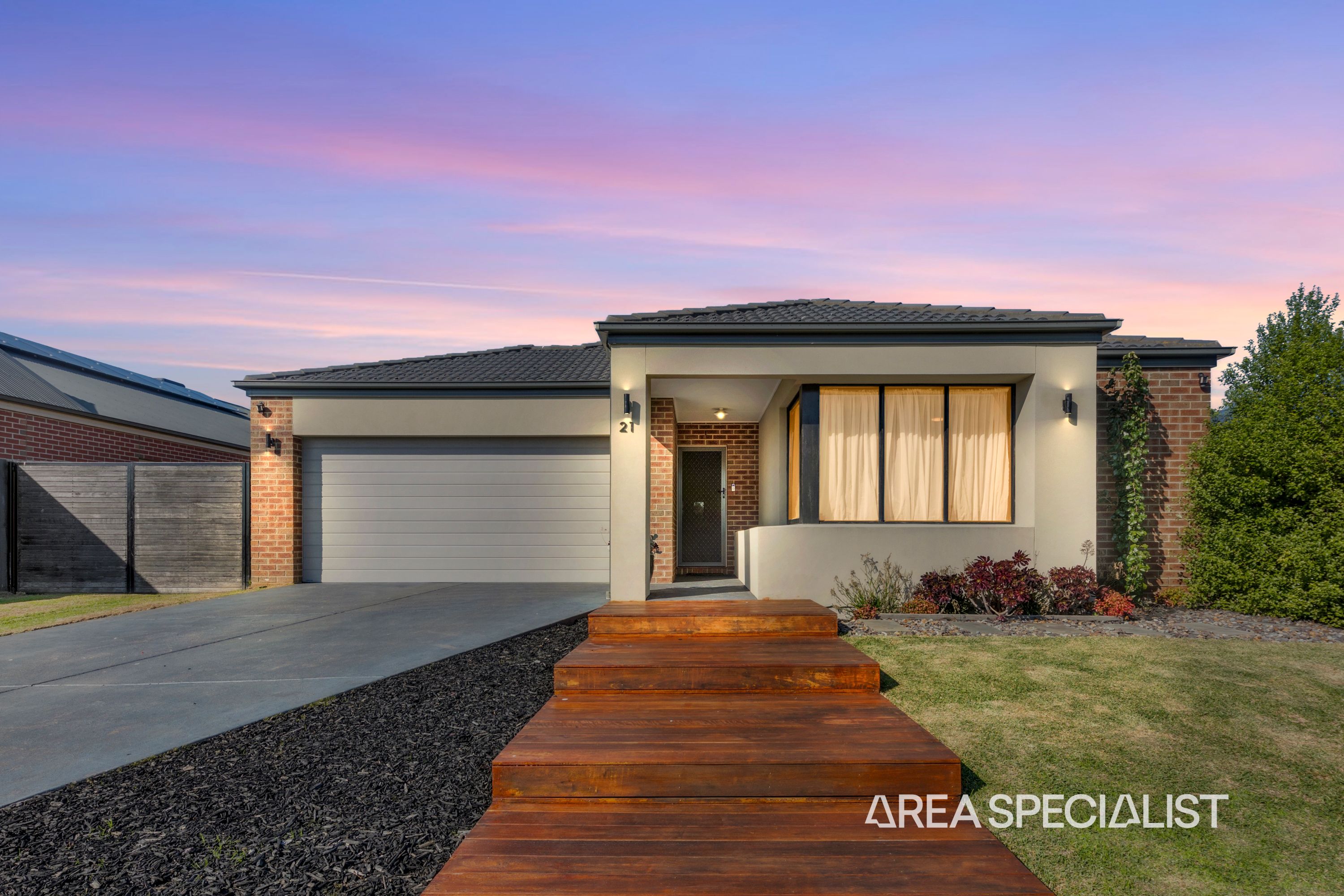 21 Silver Way, Koo Wee Rup - Thumbnail 2