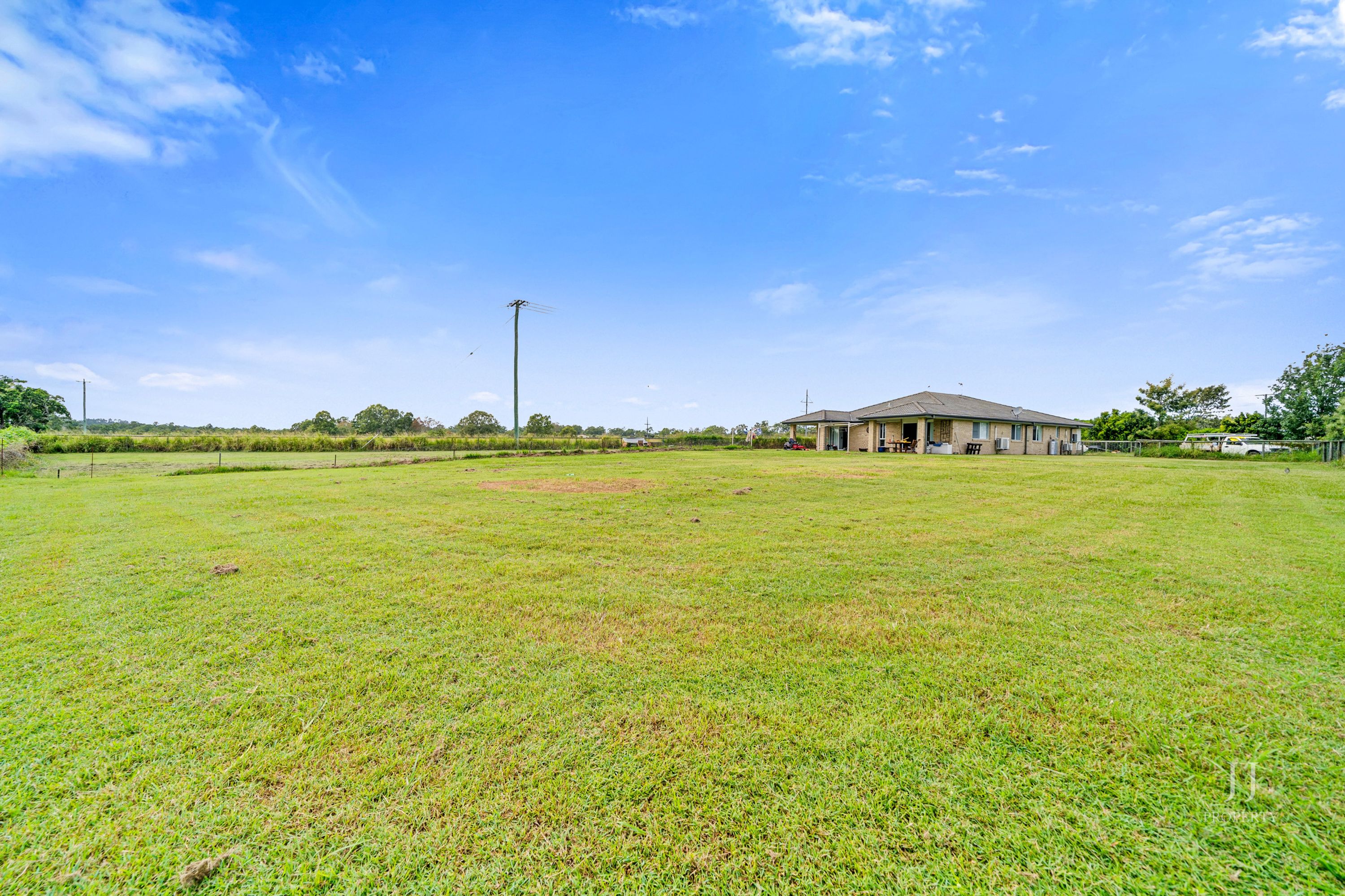 108 Waterfront Drive, Karalee - Thumbnail 2