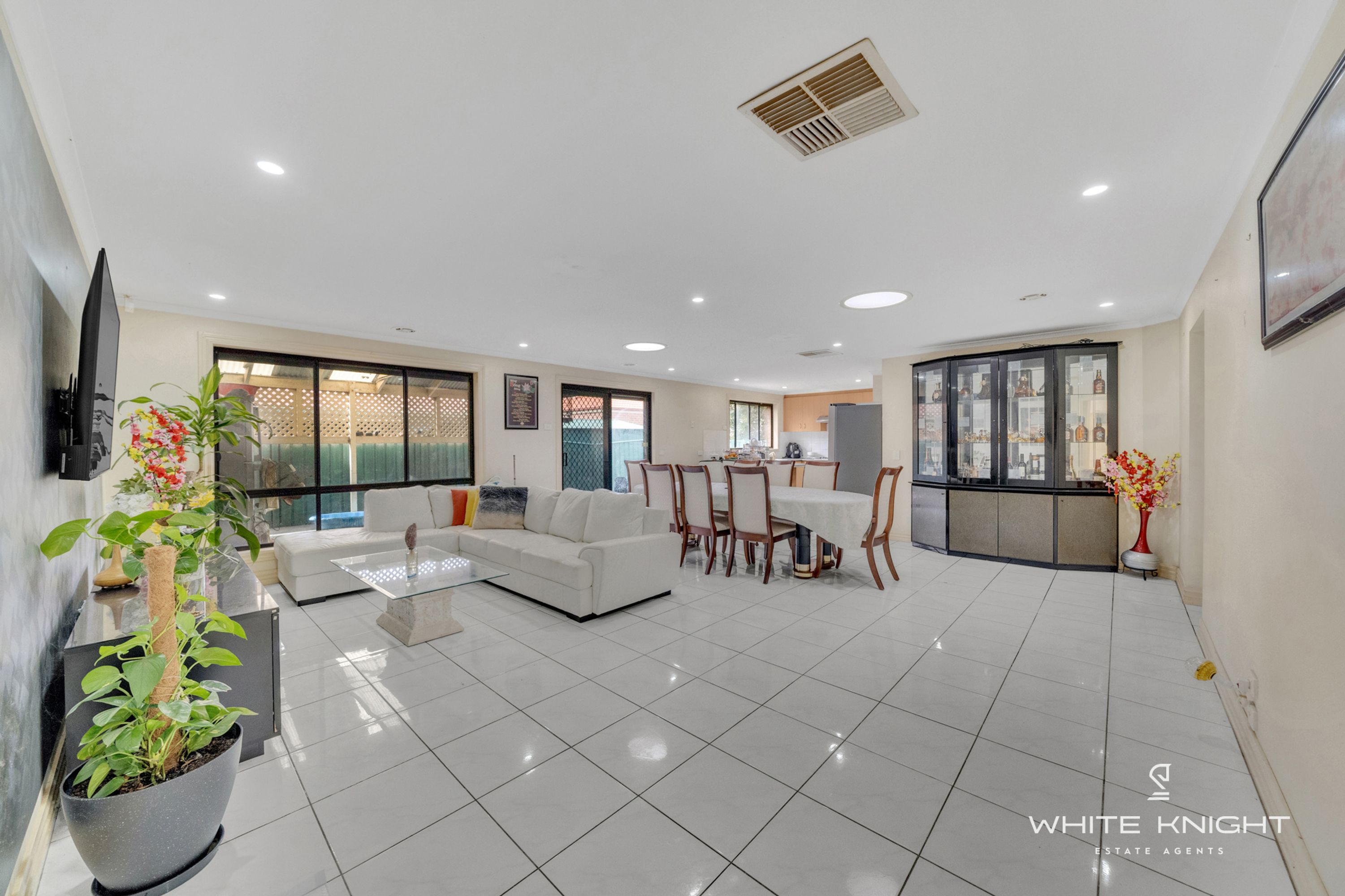 11 Flemming Avenue, Burnside VIC 3023, Burnside - Thumbnail 4
